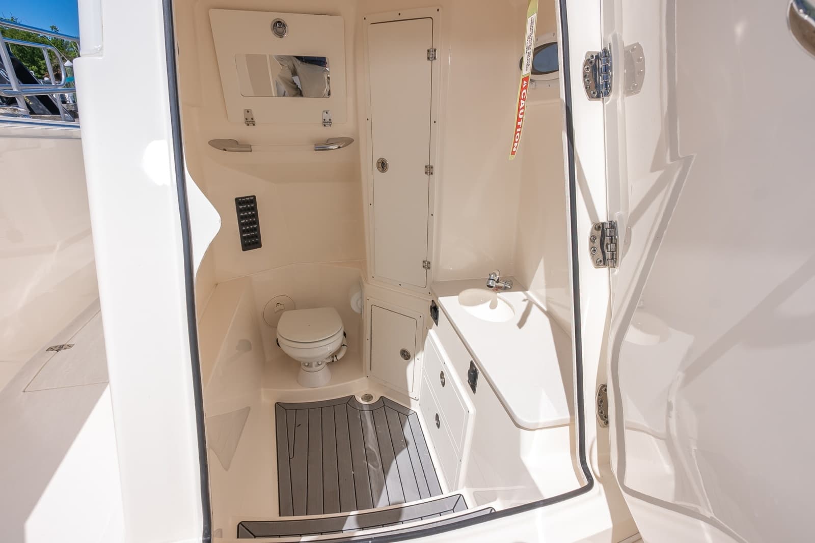 2020 Cobia 320 Center Console - Photo 15