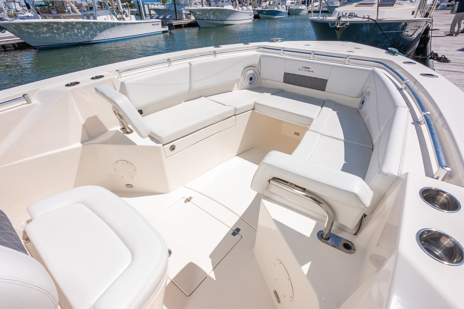 2020 Cobia 320 Center Console - Photo 16