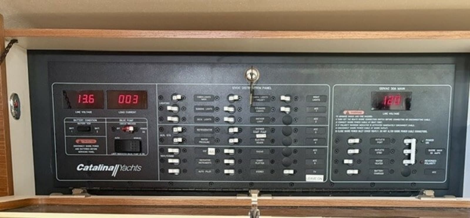 2022 Catalina 355 - Photo 12