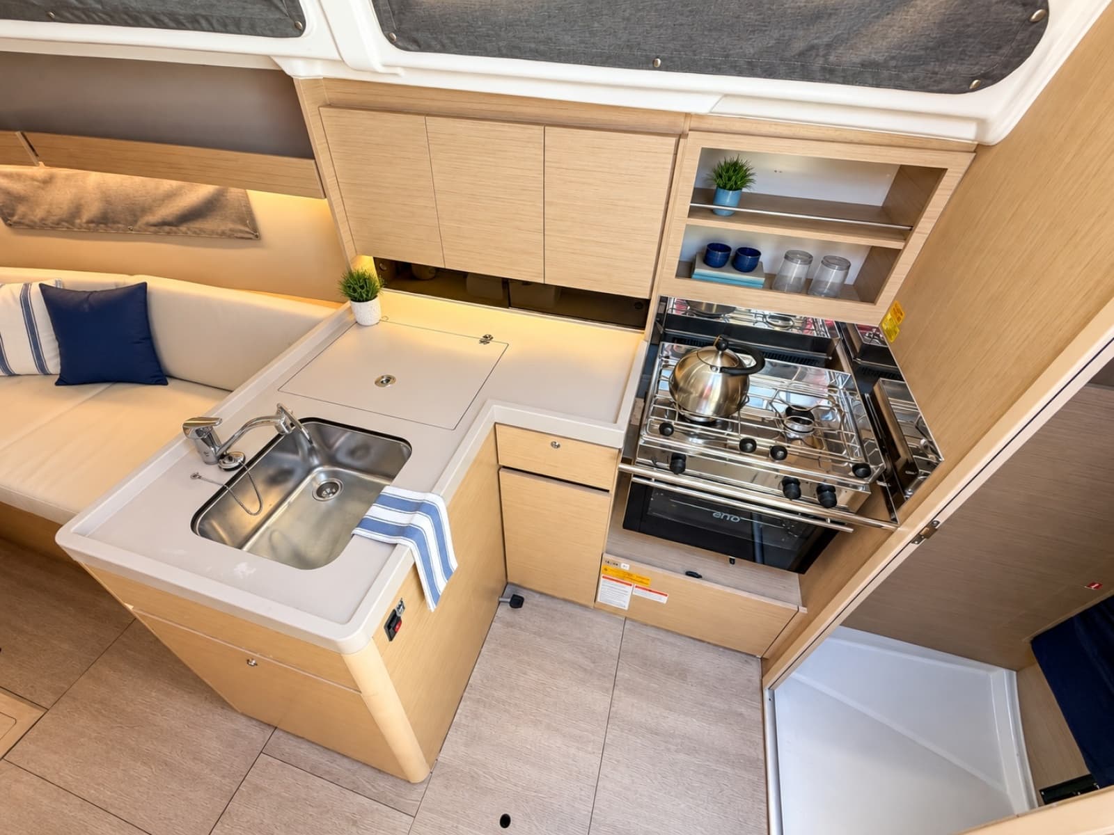 2024 Beneteau 34.1 - Photo 6