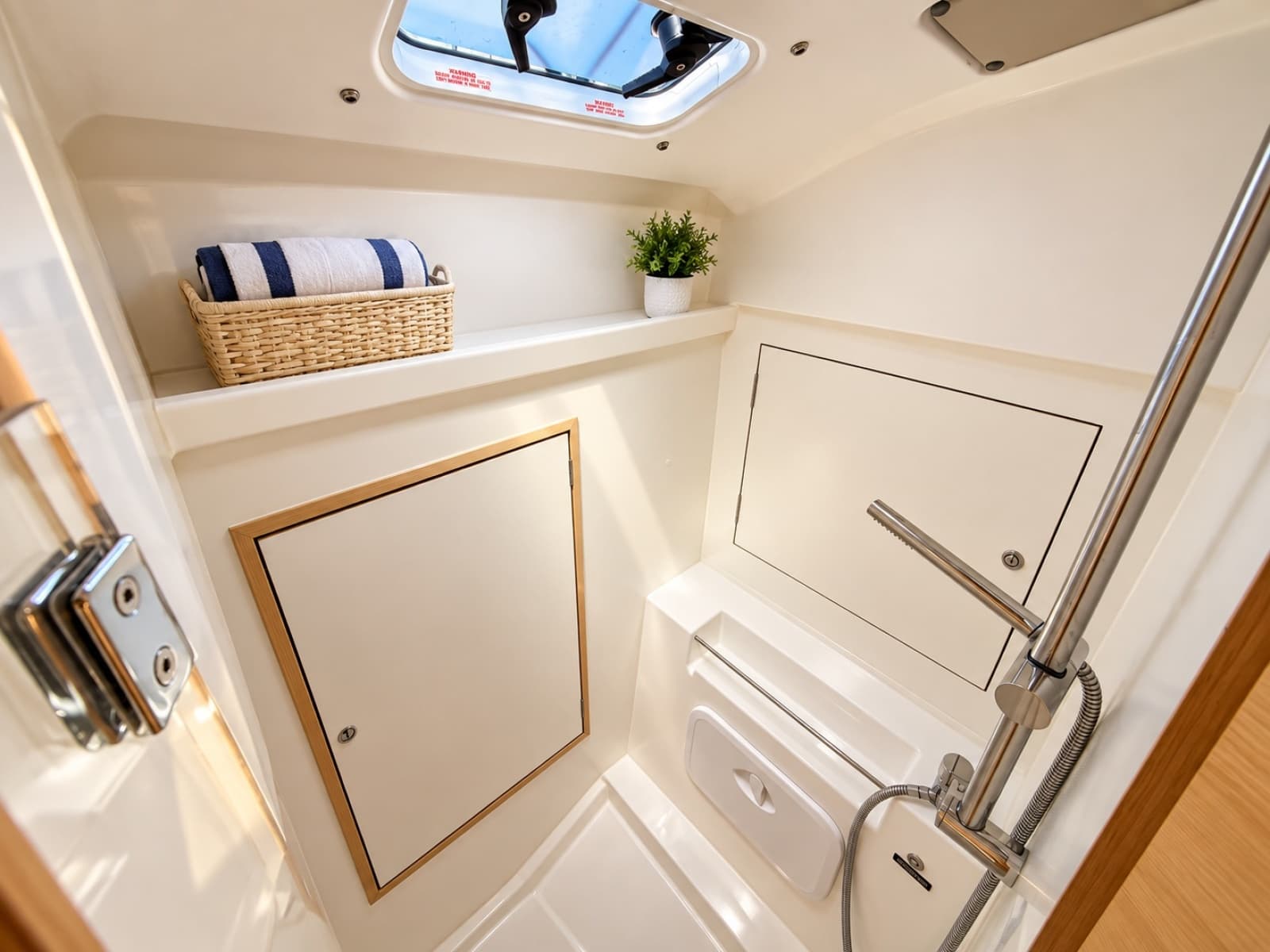 2024 Beneteau 34.1 - Photo 13