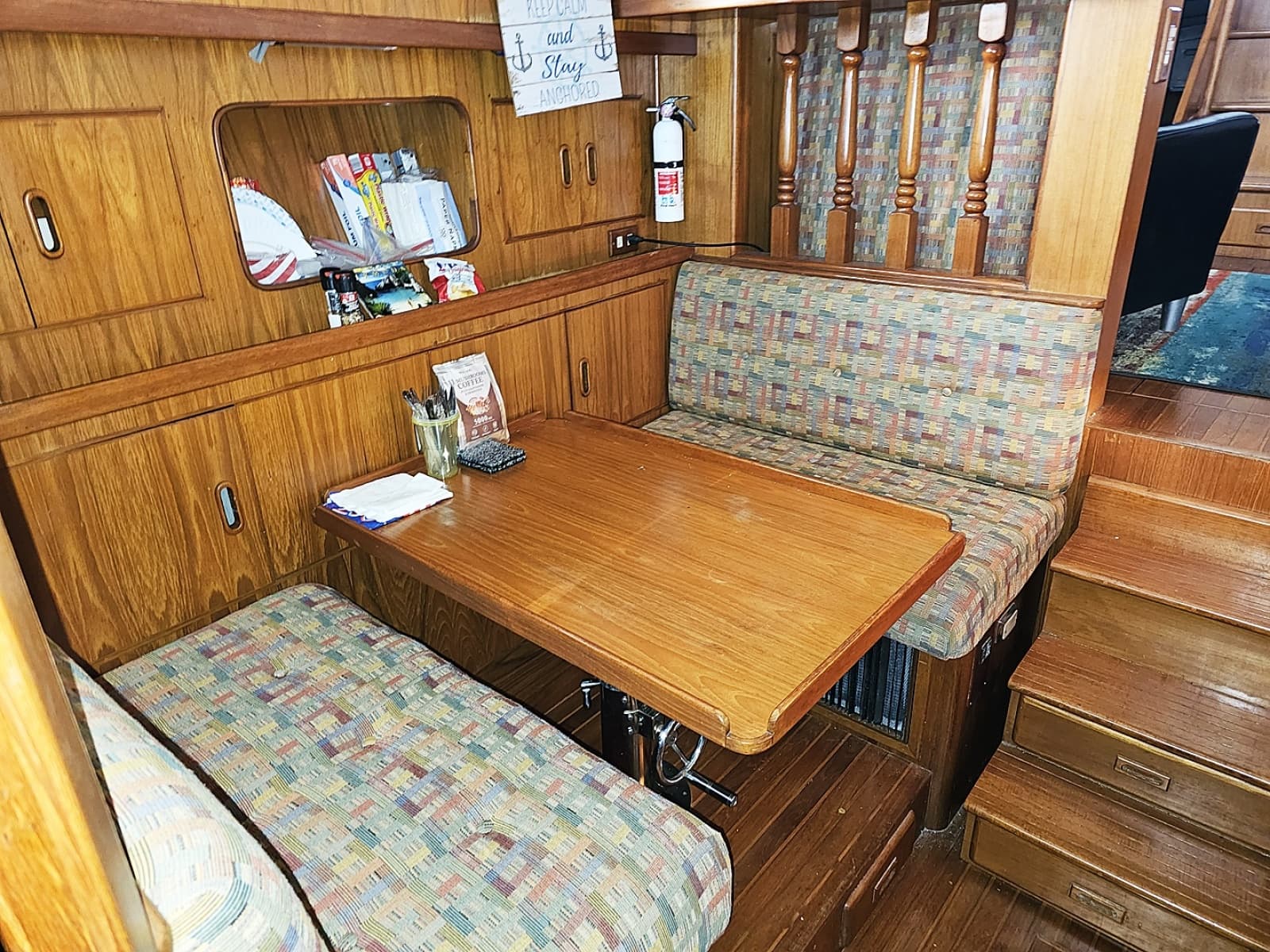 1988 President 37 Aft Cabin - Photo 11