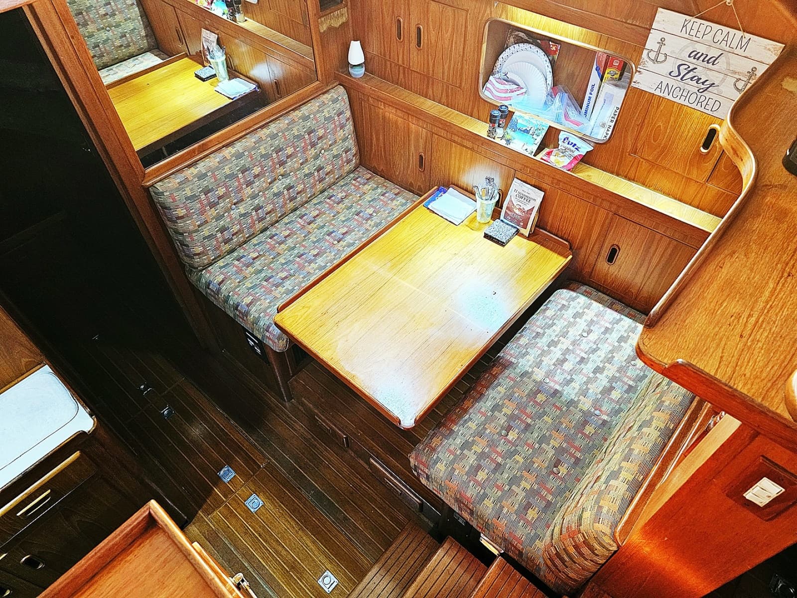 1988 President 37 Aft Cabin - Photo 8