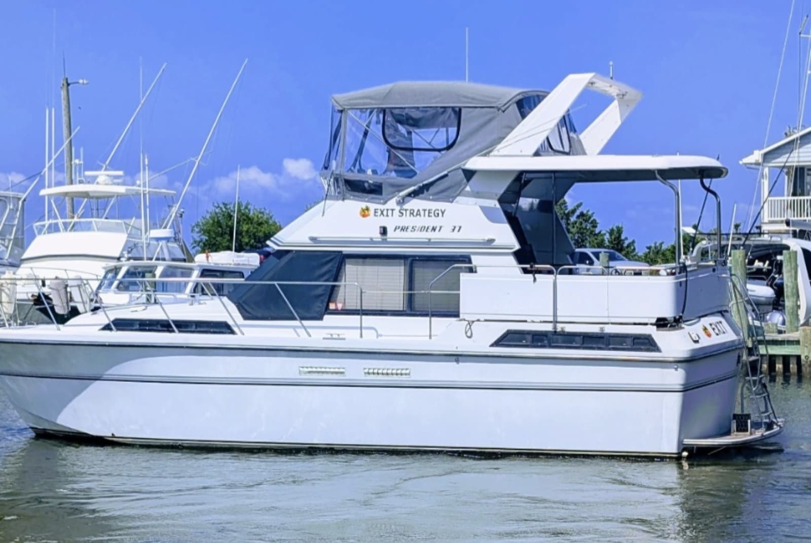 1988 President 37 Aft Cabin - Photo 1