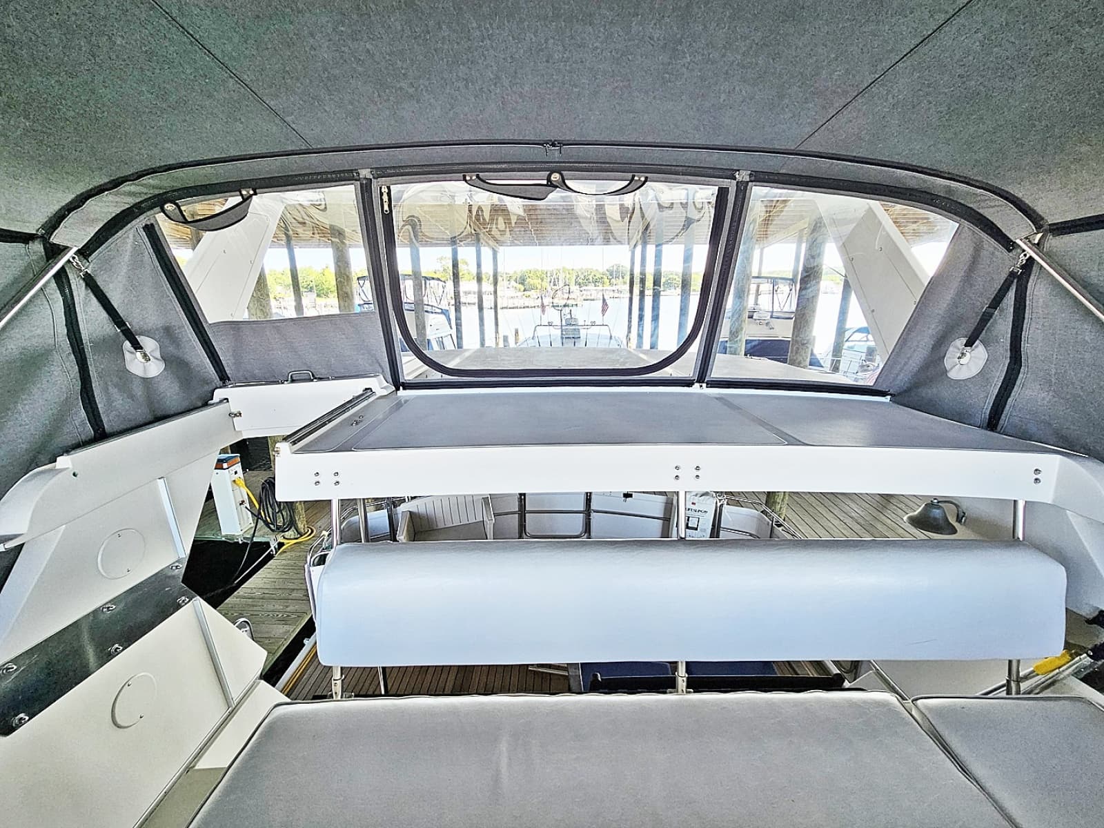 1988 President 37 Aft Cabin - Photo 33
