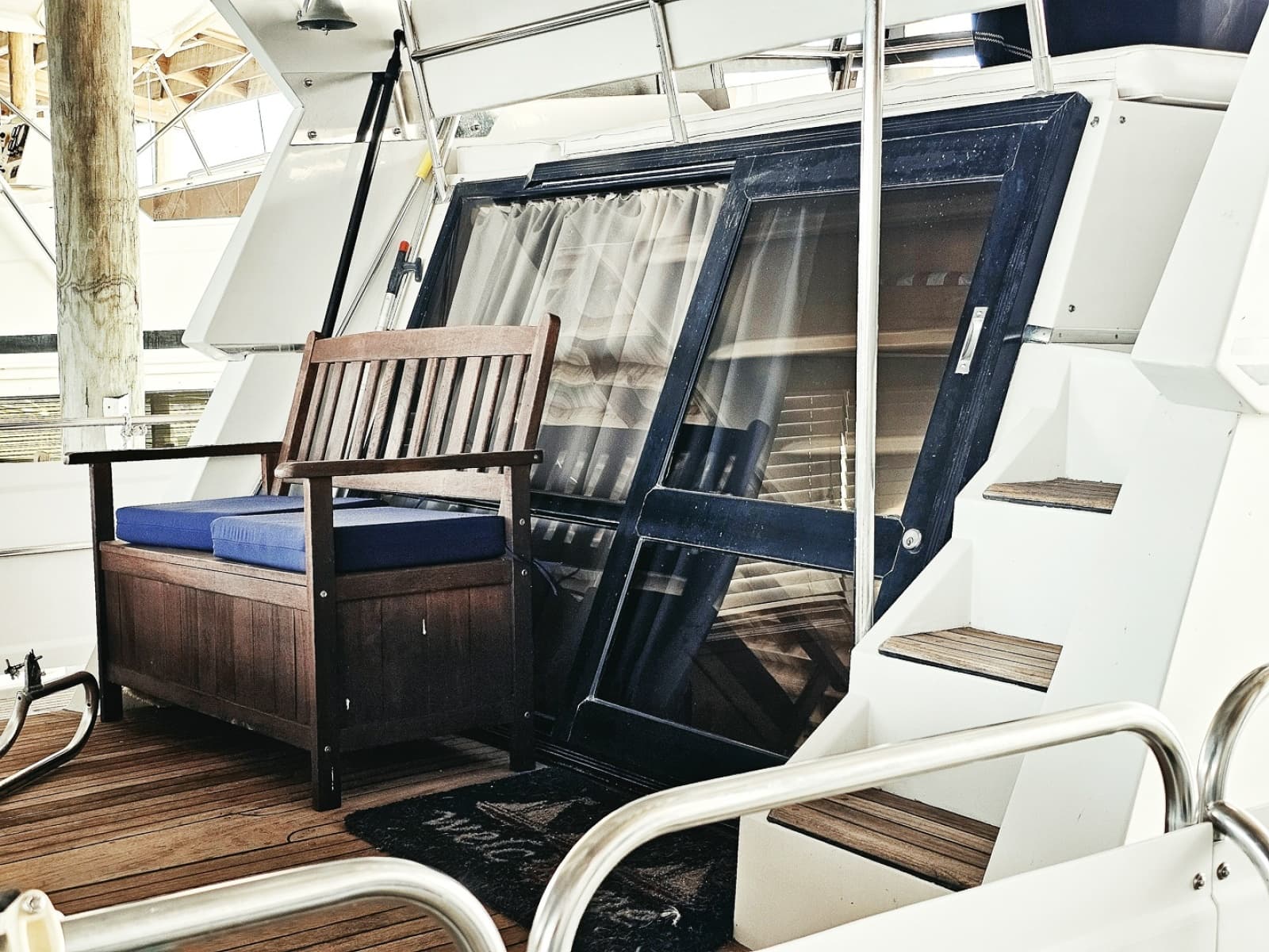 1988 President 37 Aft Cabin - Photo 31