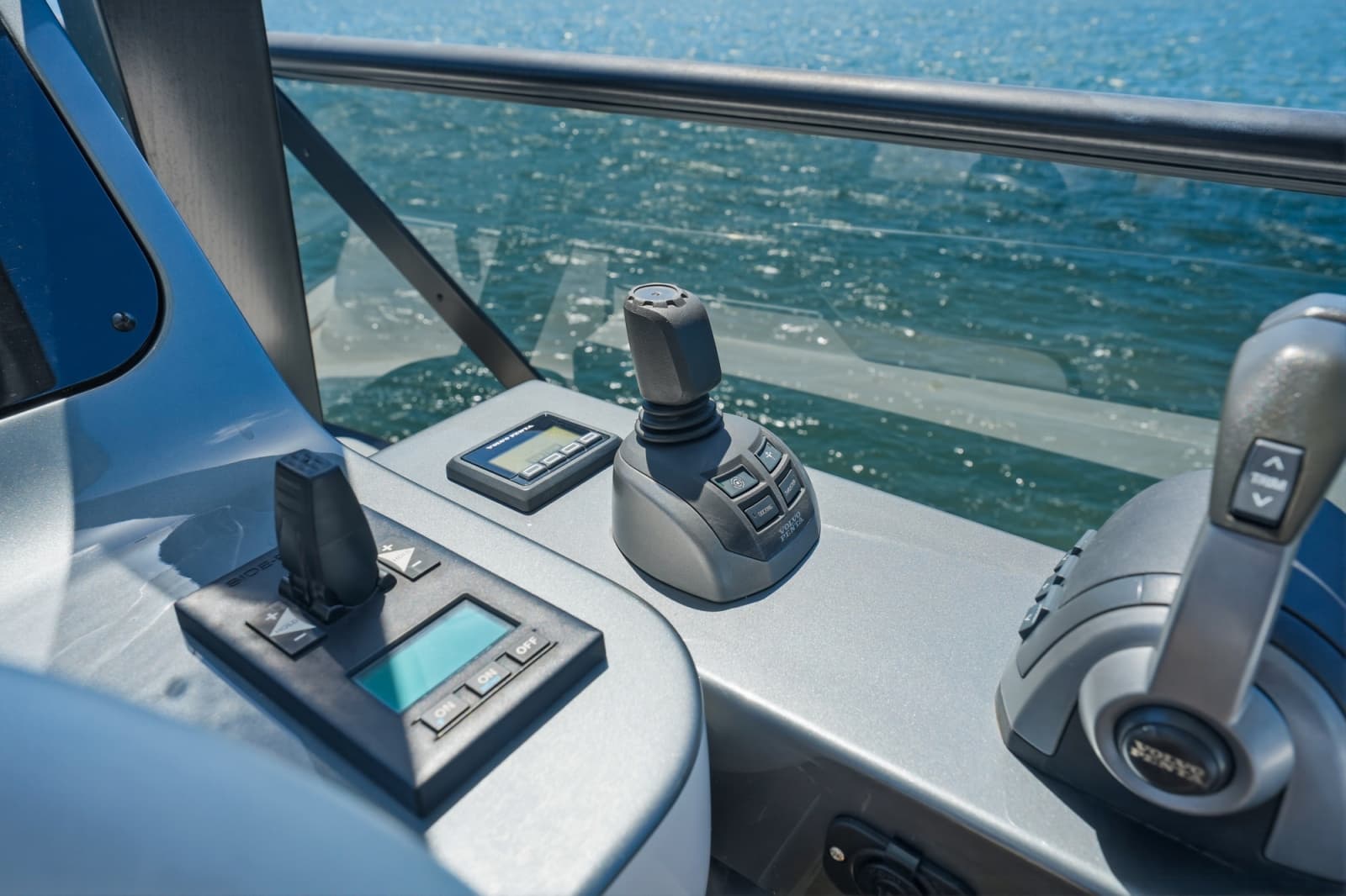 2025 Azimut 68 FLY - Photo 78