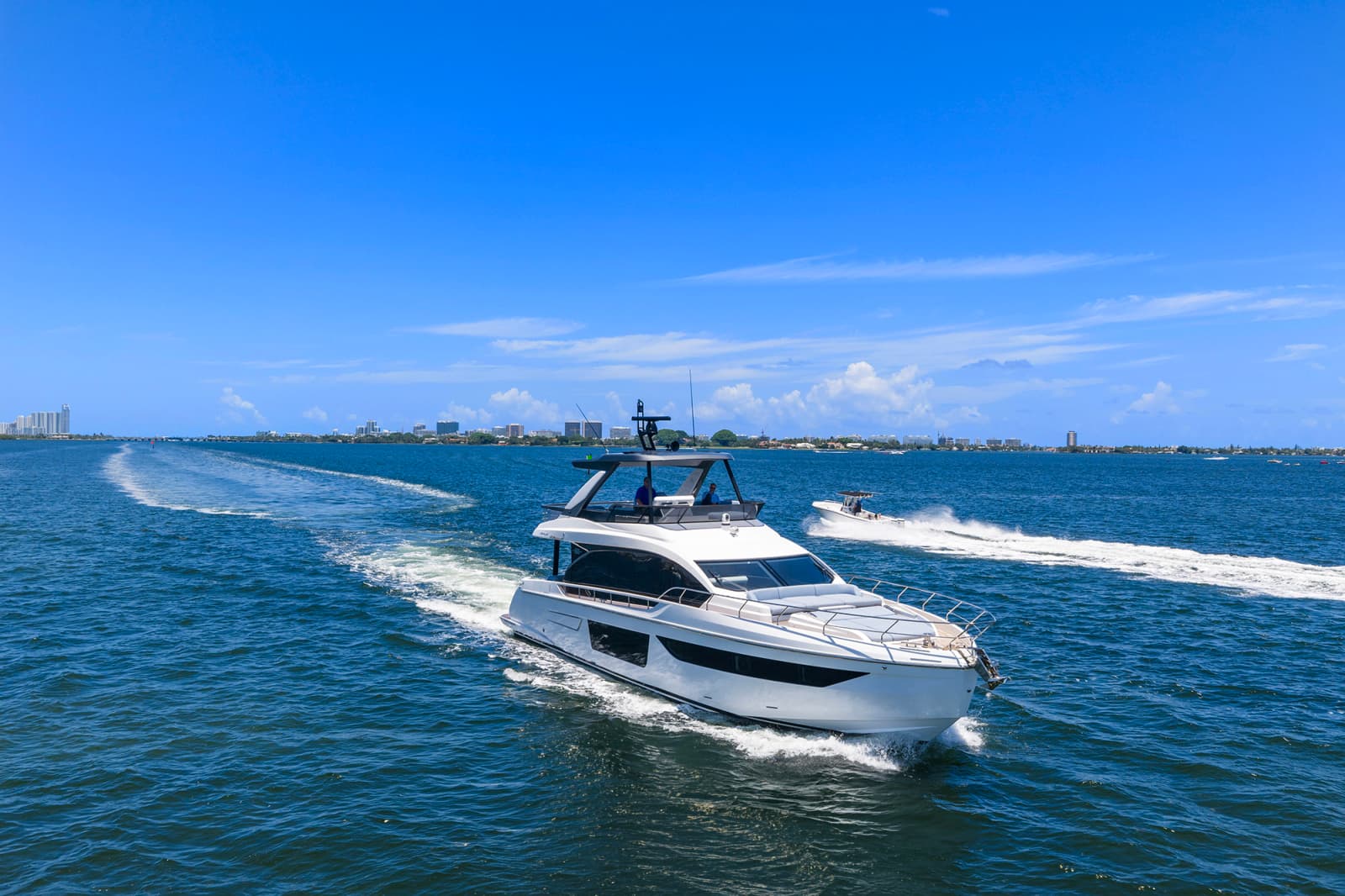 2025 Azimut 68 FLY - Photo 30