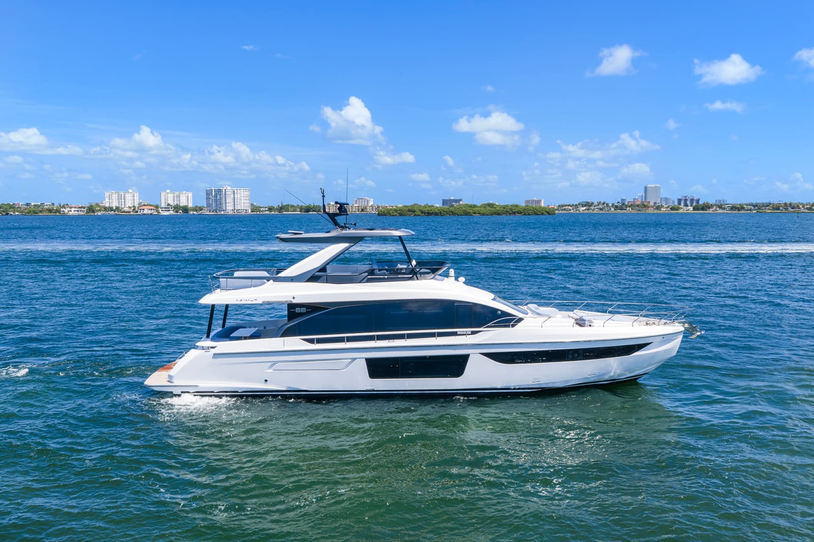 2025 Azimut 68 FLY - Photo 2