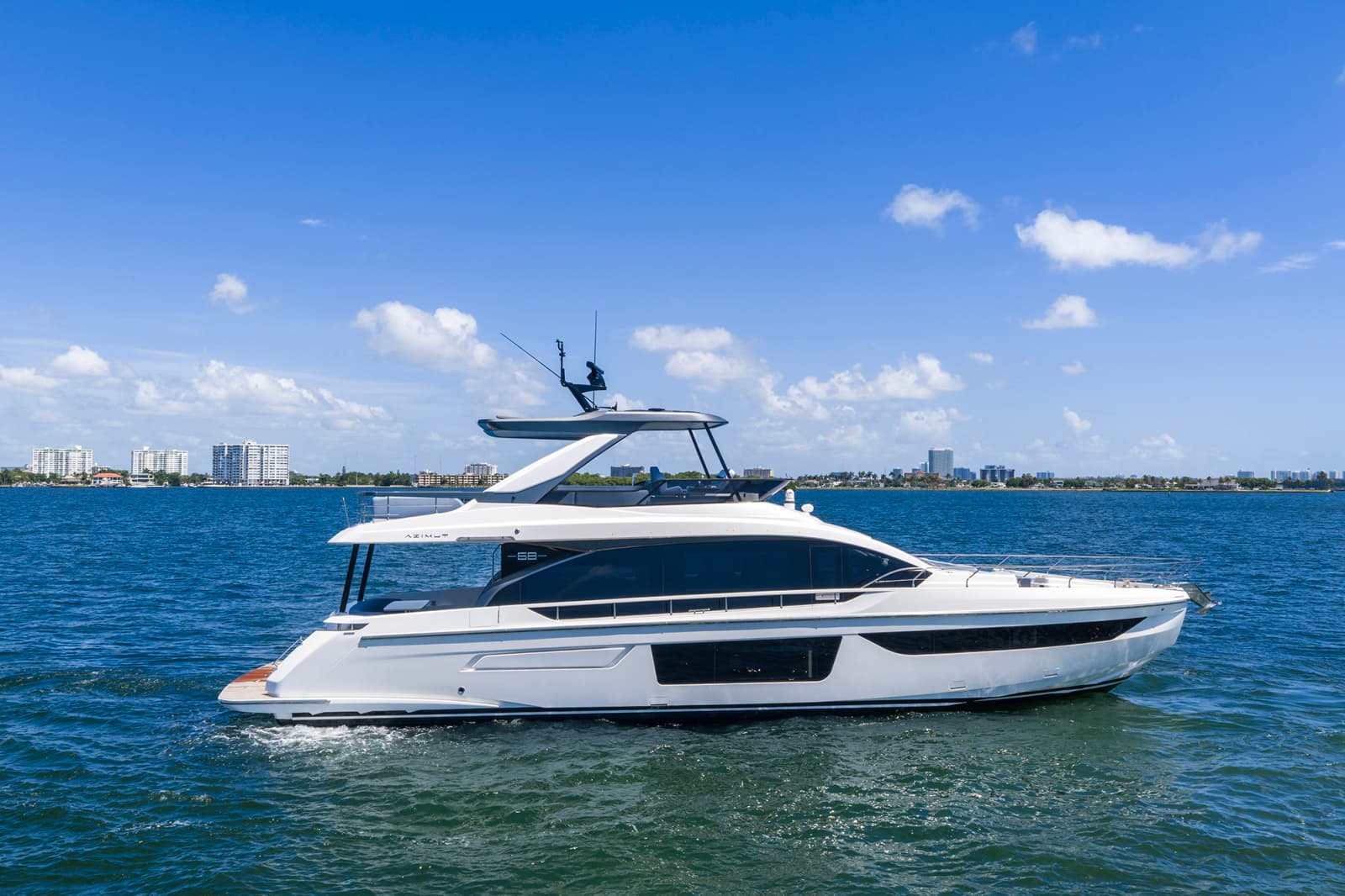 2025 Azimut 68 FLY - Photo 1