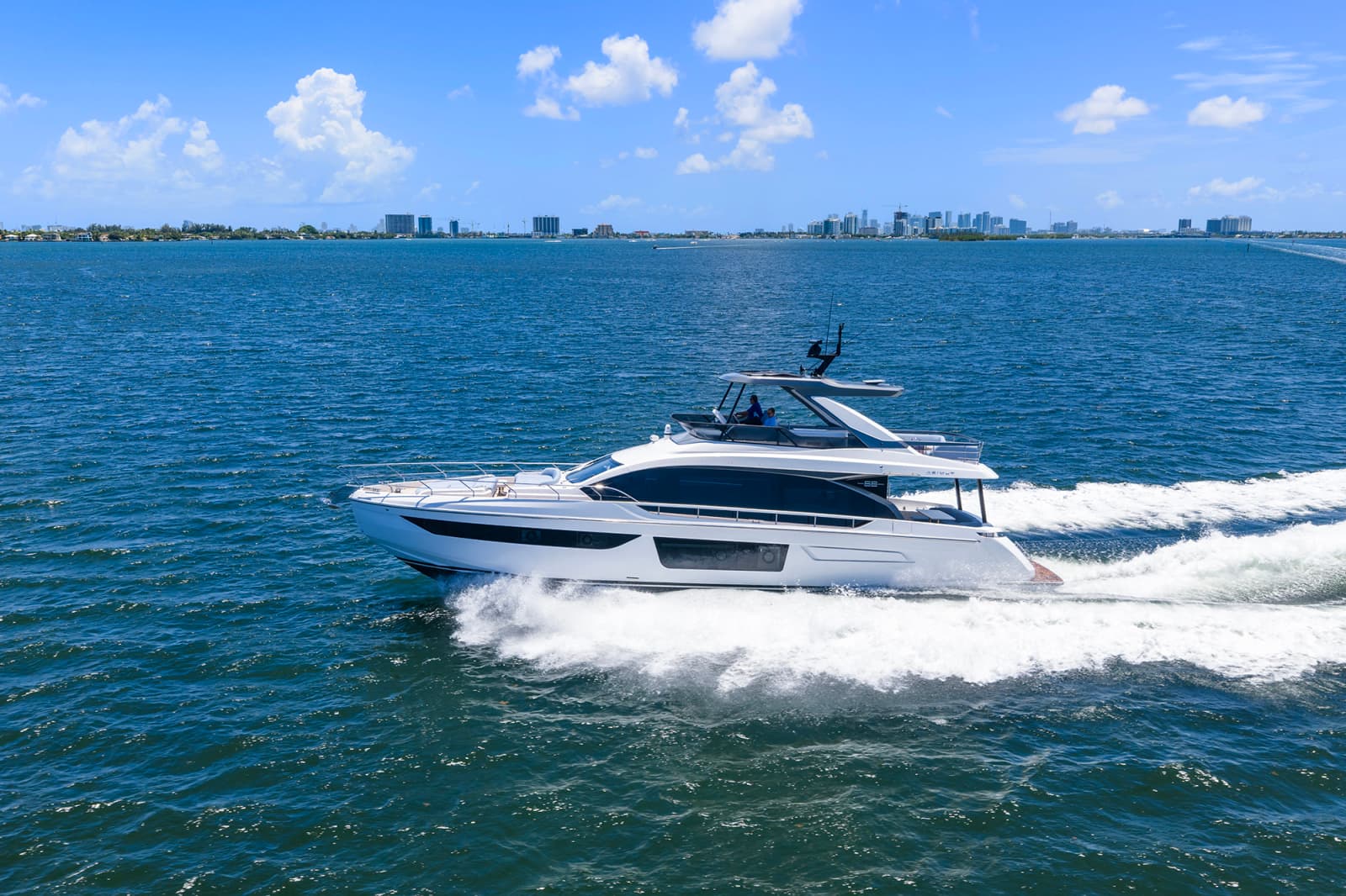 2025 Azimut 68 FLY - Photo 22