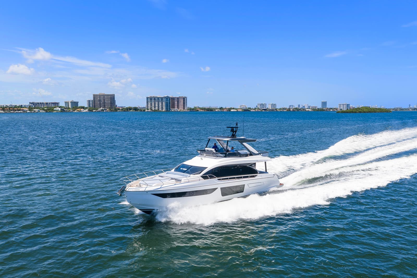 2025 Azimut 68 FLY - Photo 24