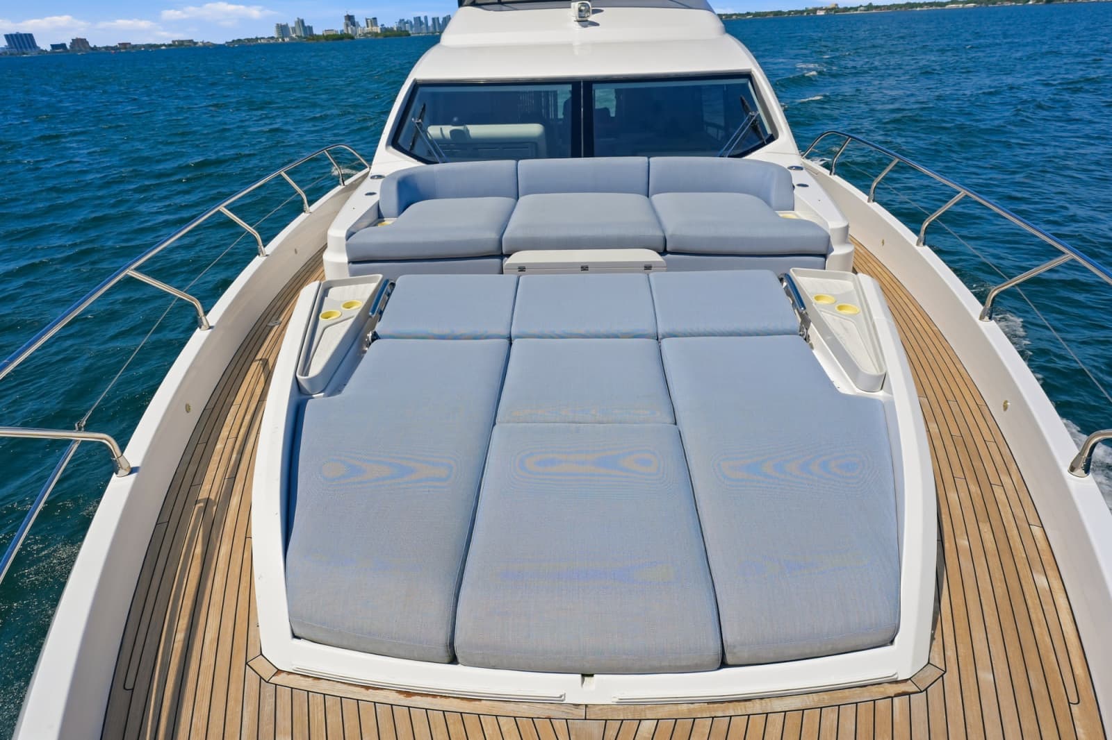 2025 Azimut 68 FLY - Photo 46