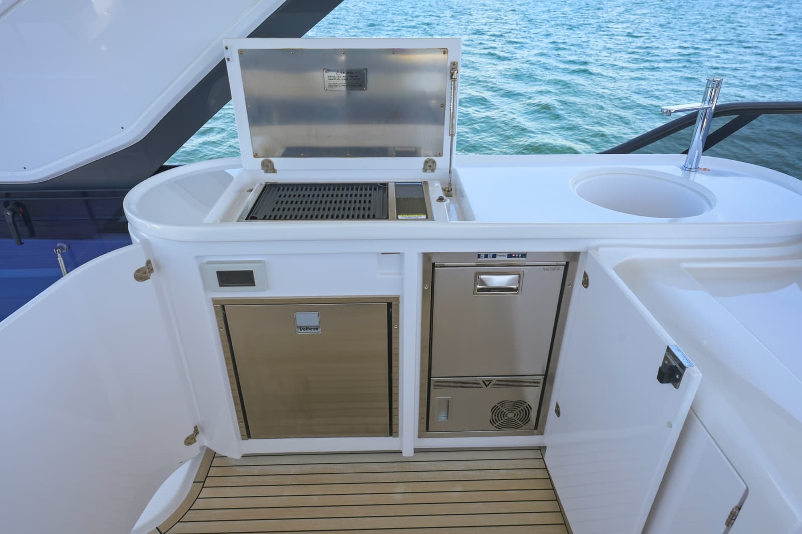 2025 Azimut 68 FLY - Photo 82
