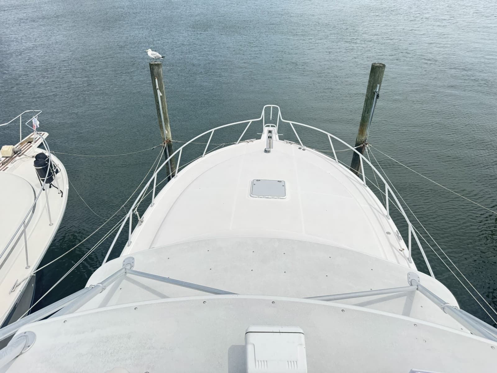2005 Cabo 40 Express - Photo 29