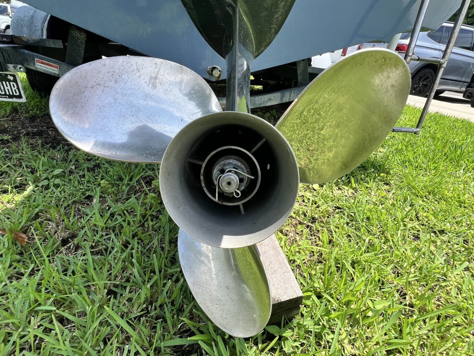 2019 Cobia Sport Fisherman - Photo 13