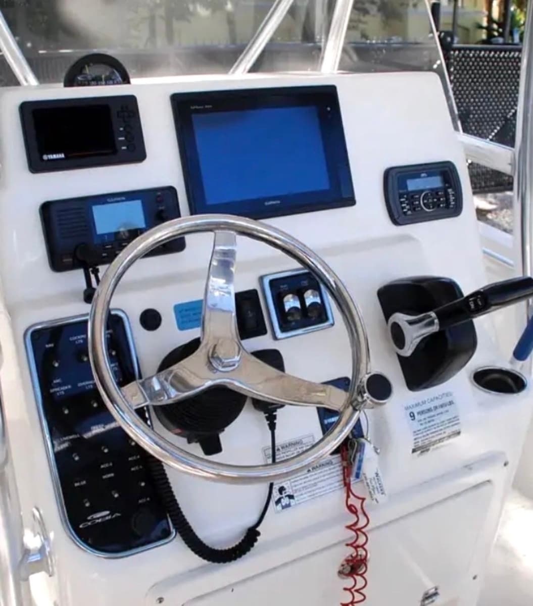 2019 Cobia Sport Fisherman - Photo 11