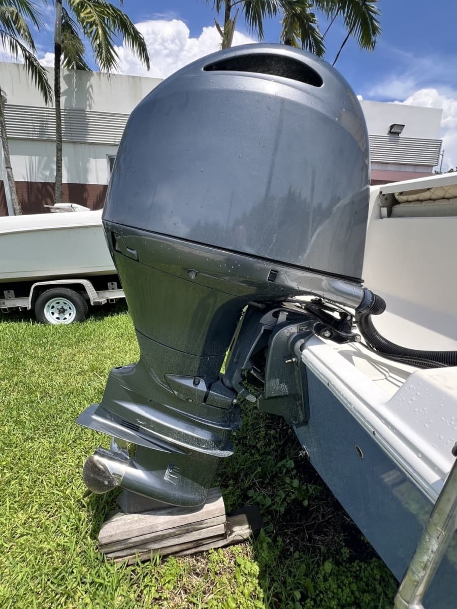 2019 Cobia Sport Fisherman - Photo 14
