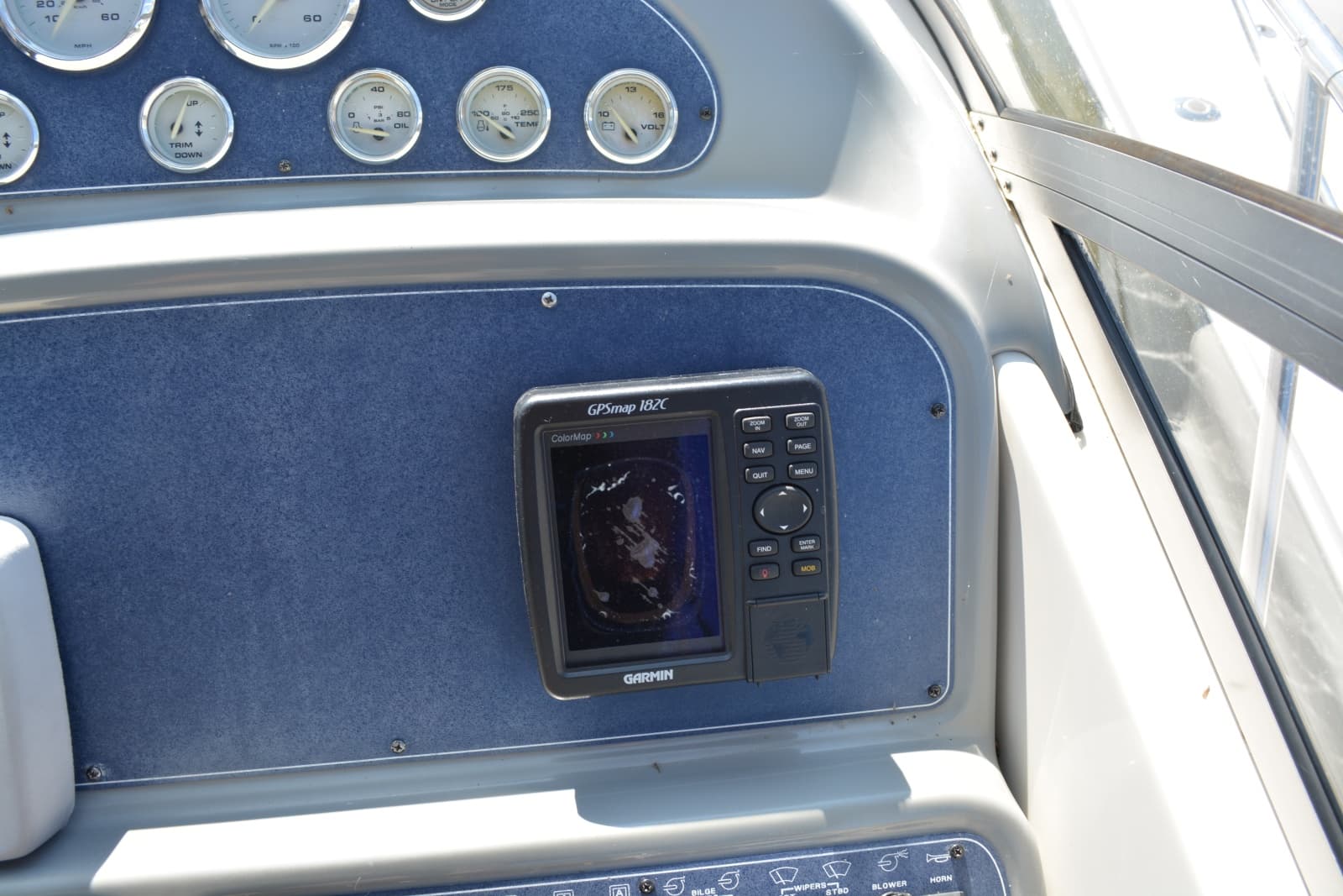 2004 Bayliner 305 - Photo 17