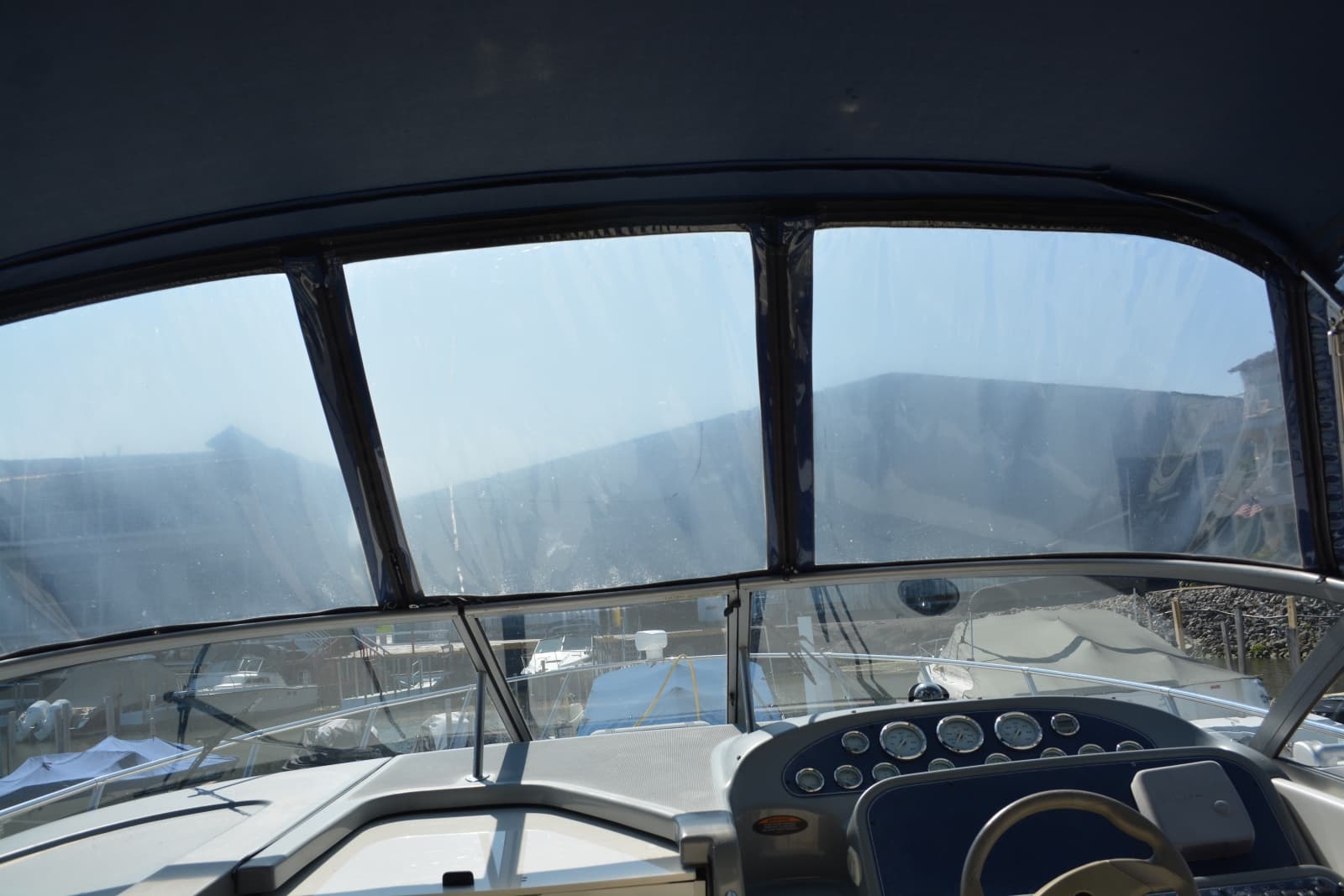 2004 Bayliner 305 - Photo 36