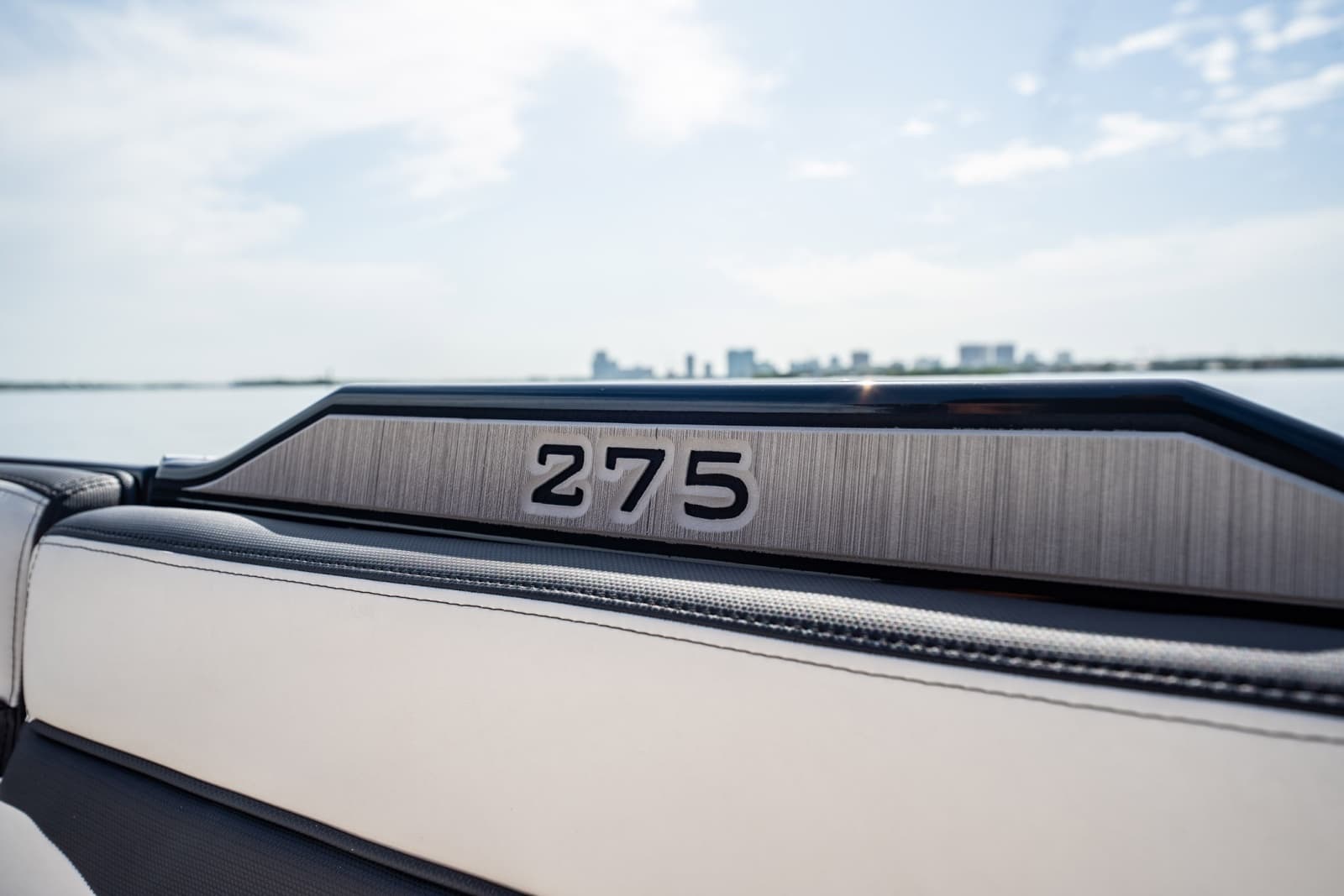 2025 Yamaha Boats 275SD - Photo 28