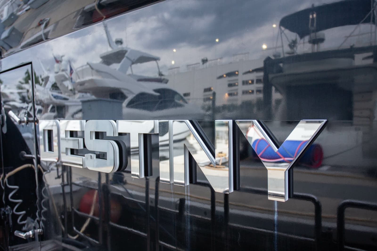 2014 Fifth Ocean Yachts Displacement Explorer - Photo 14