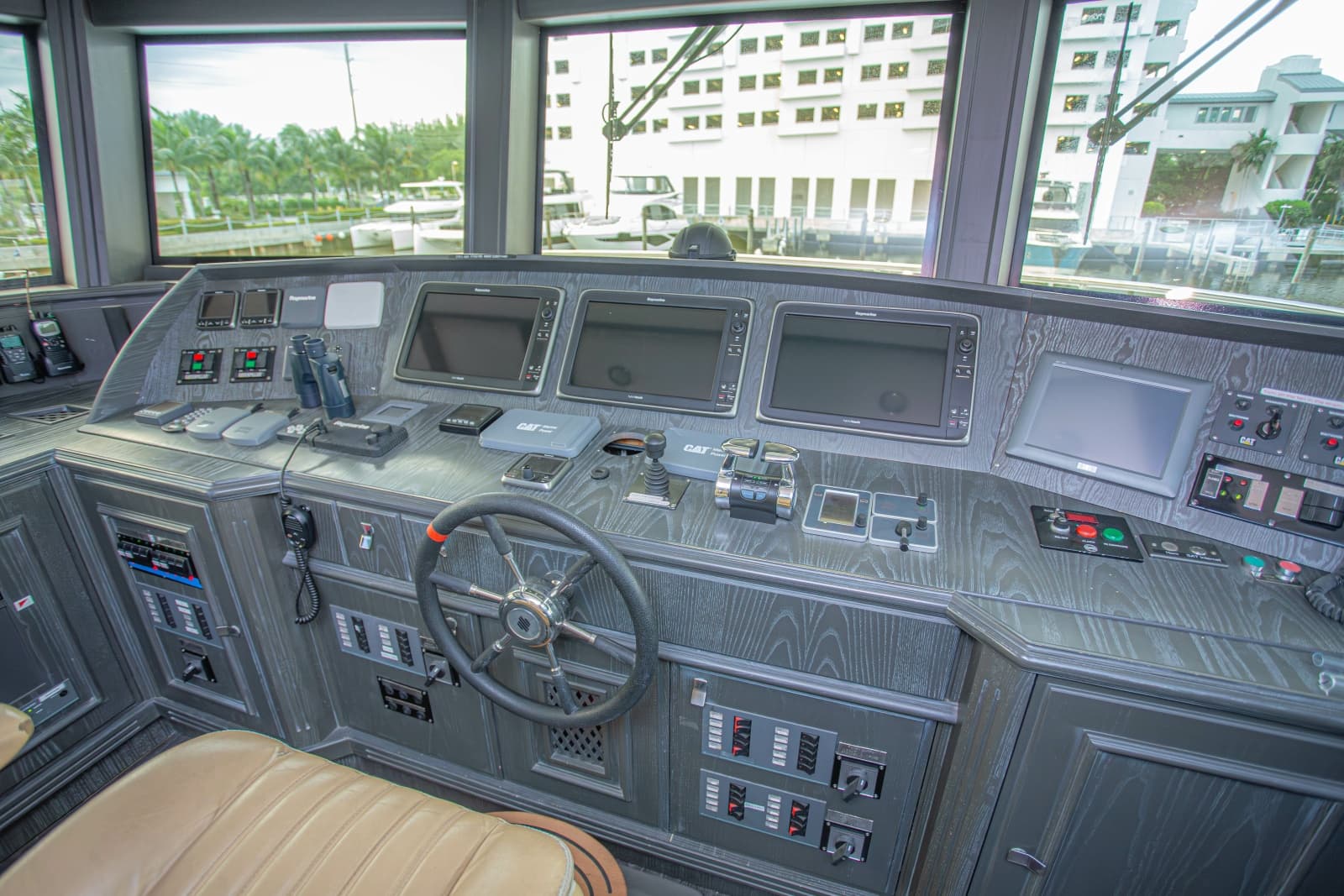 2014 Fifth Ocean Yachts Displacement Explorer - Photo 45