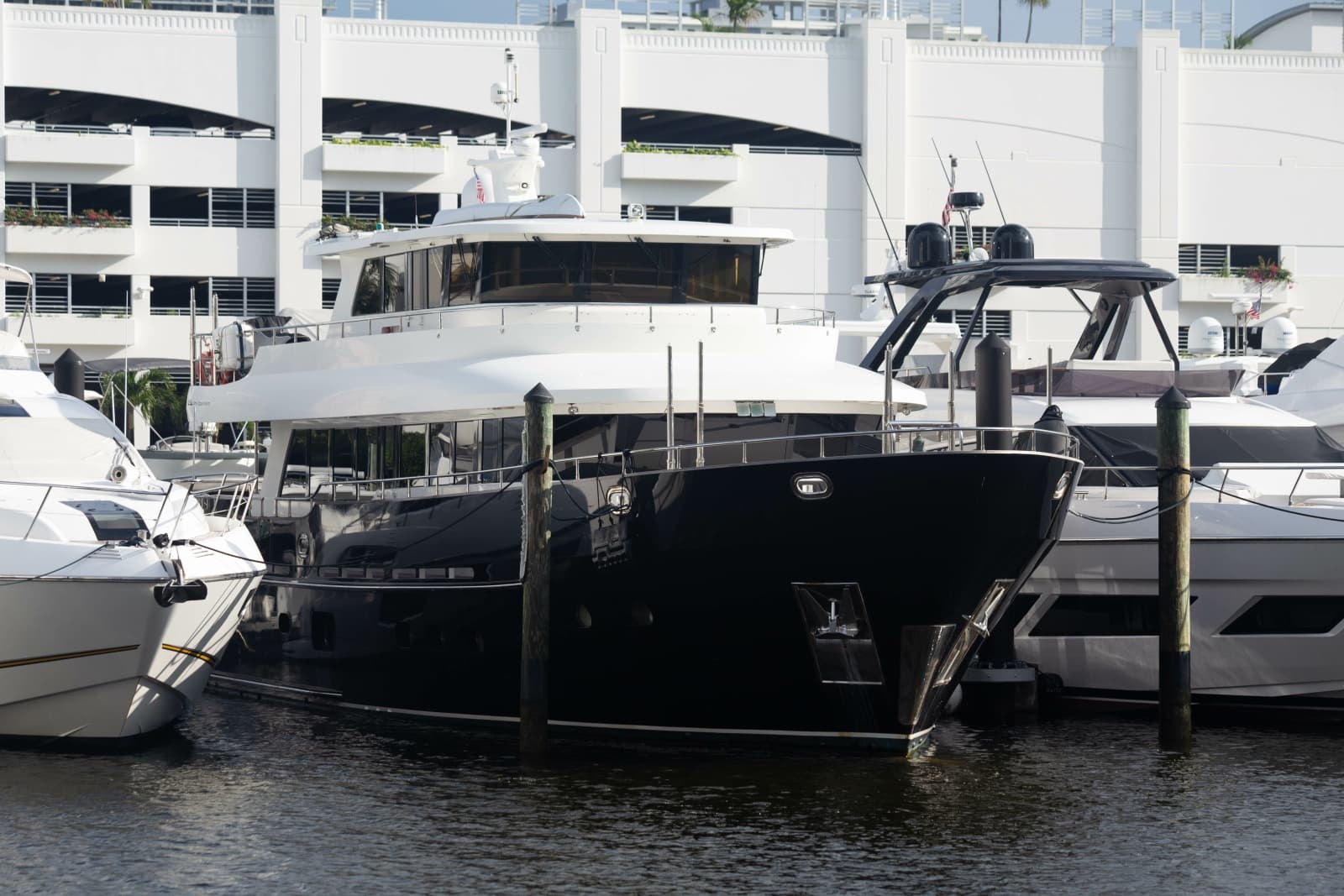 2014 Fifth Ocean Yachts Displacement Explorer - Photo 11