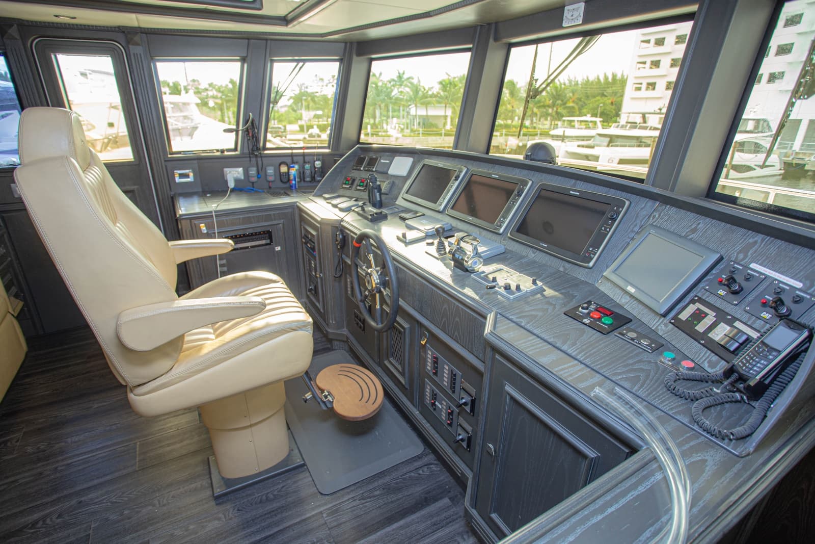 2014 Fifth Ocean Yachts Displacement Explorer - Photo 49