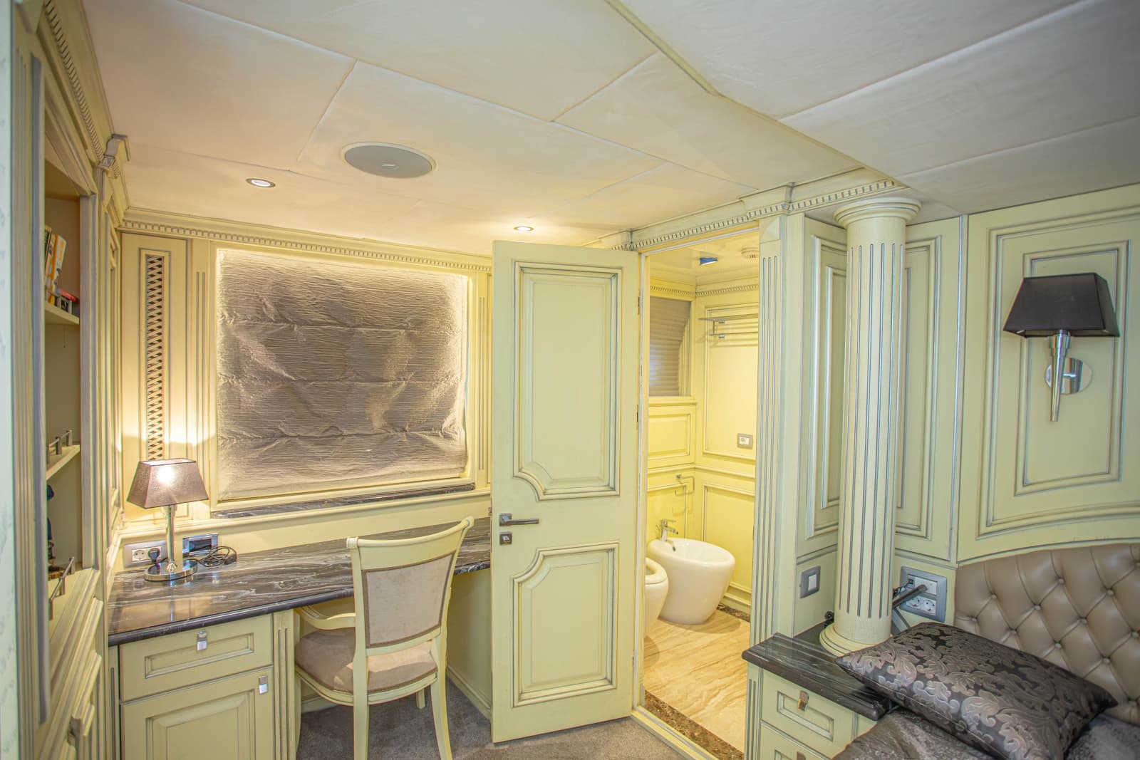 2014 Fifth Ocean Yachts Displacement Explorer - Photo 27