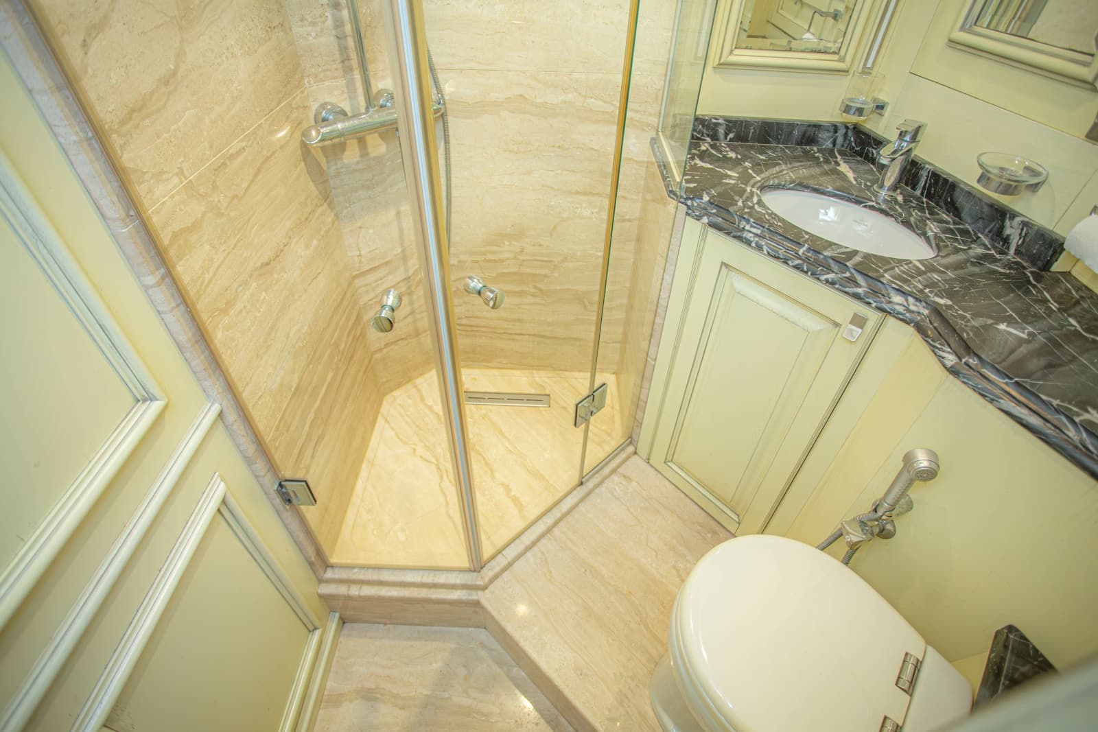 2014 Fifth Ocean Yachts Displacement Explorer - Photo 37