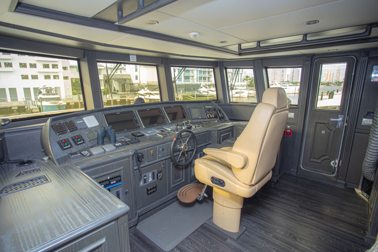 2014 Fifth Ocean Yachts Displacement Explorer - Photo 46