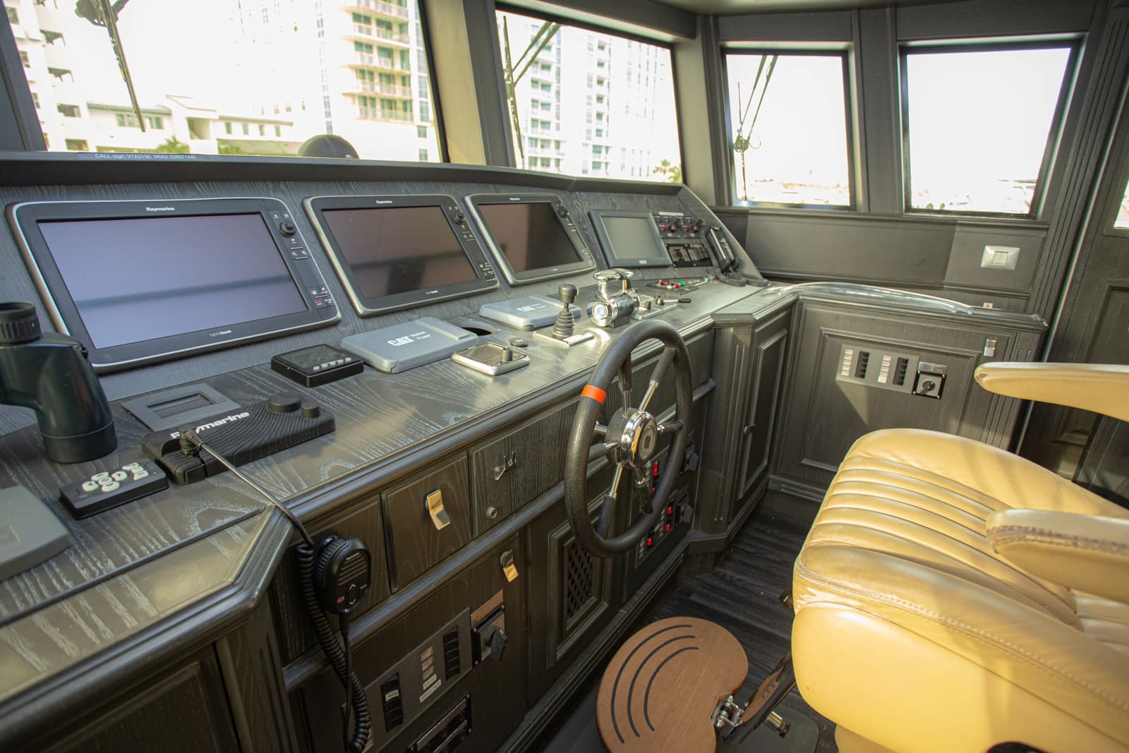 2014 Fifth Ocean Yachts Displacement Explorer - Photo 52