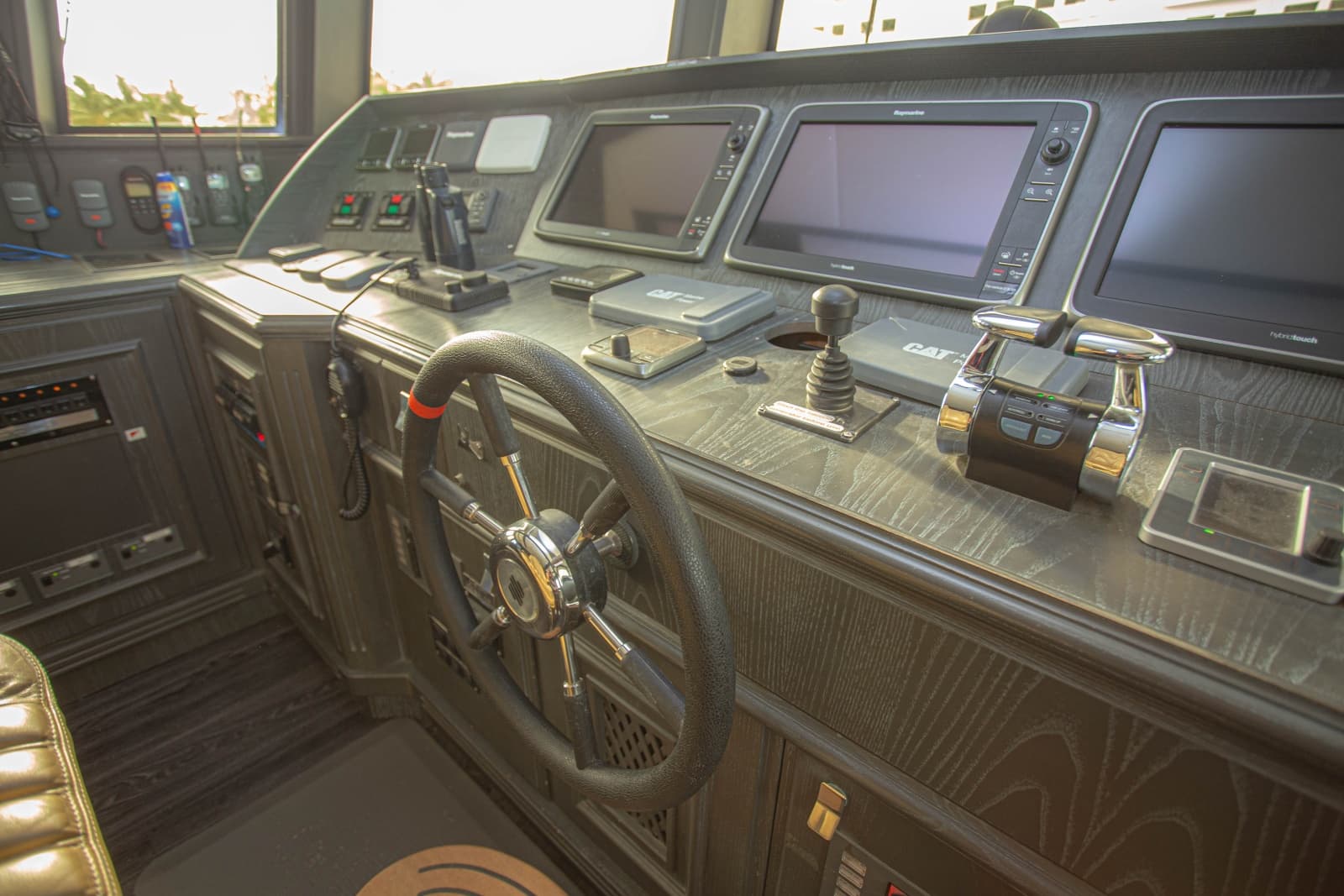2014 Fifth Ocean Yachts Displacement Explorer - Photo 51