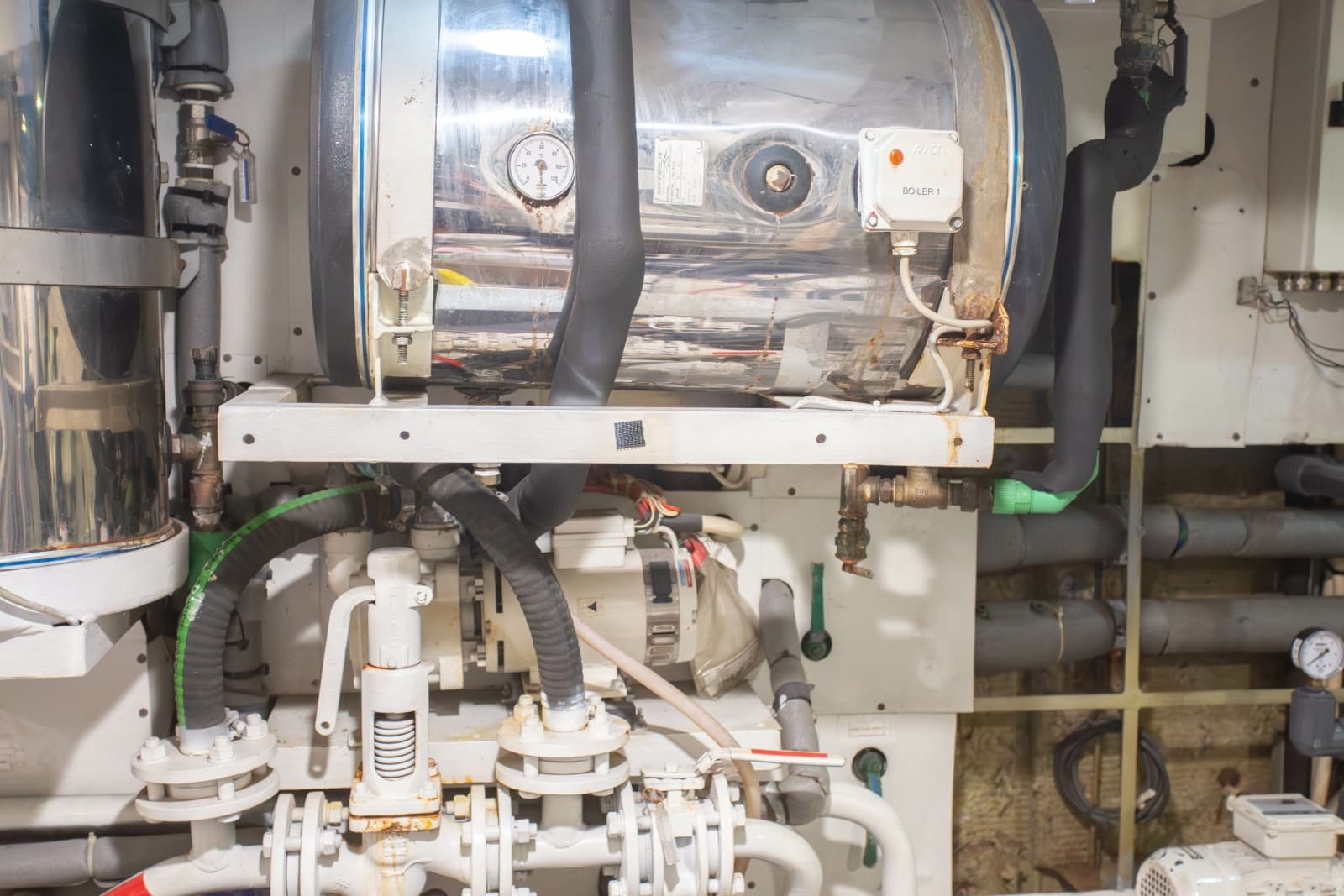 2014 Fifth Ocean Yachts Displacement Explorer - Photo 77