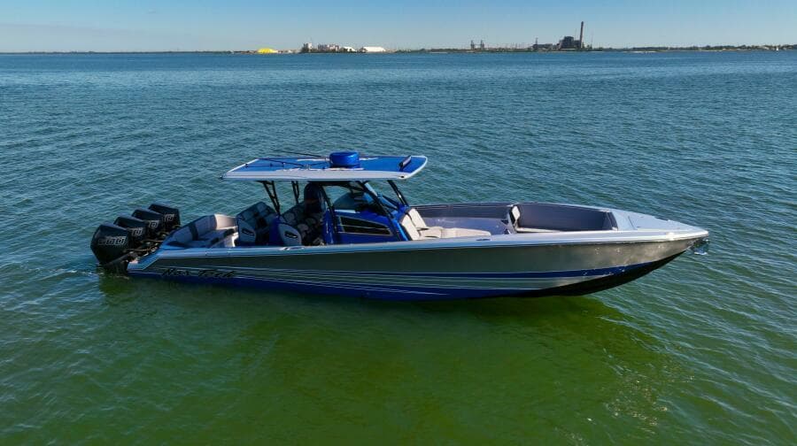 2024 Nor-Tech 390 Sport Center Console - Photo 1