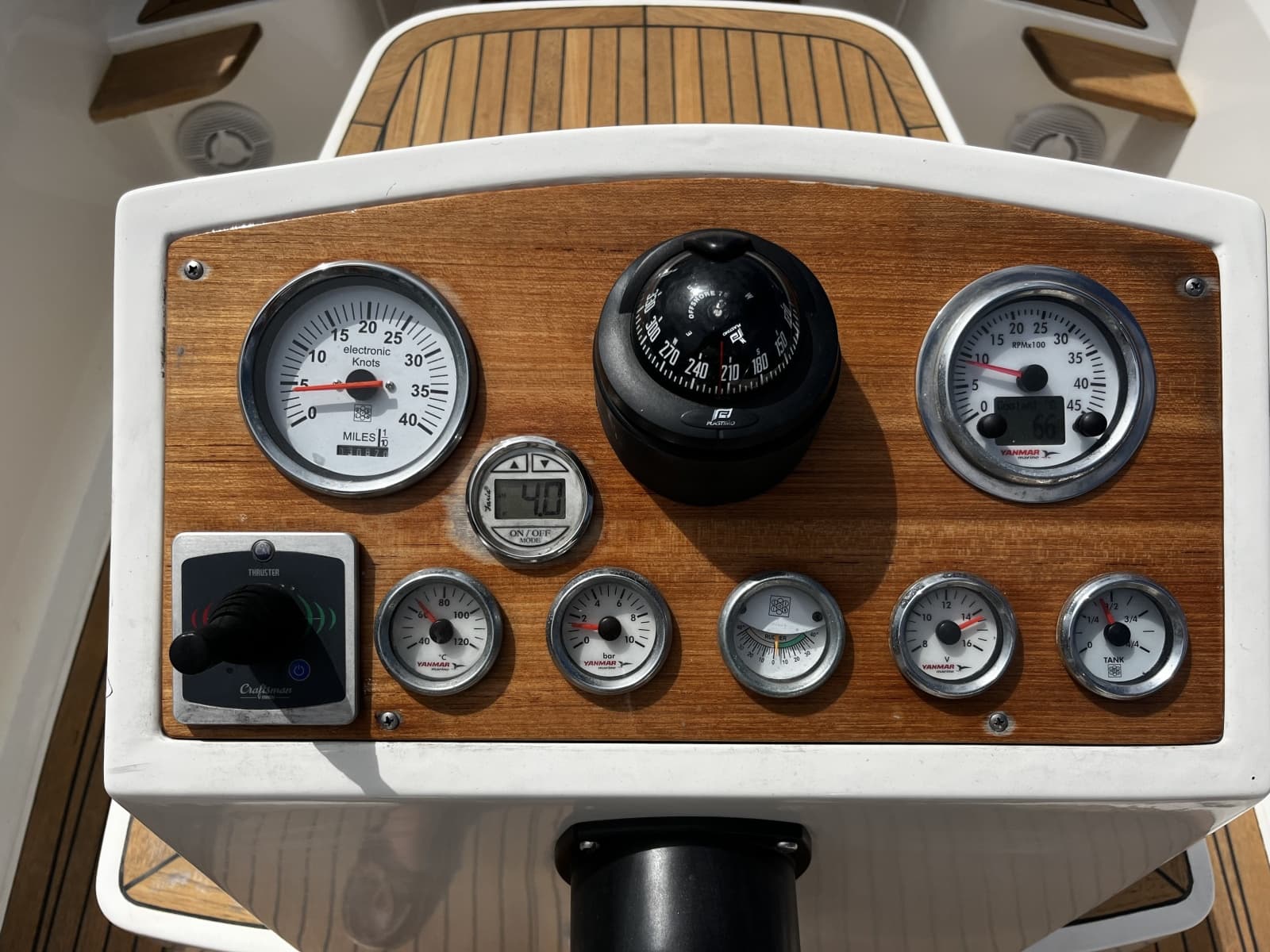 2013 AdmiralsTender C28 - Photo 8