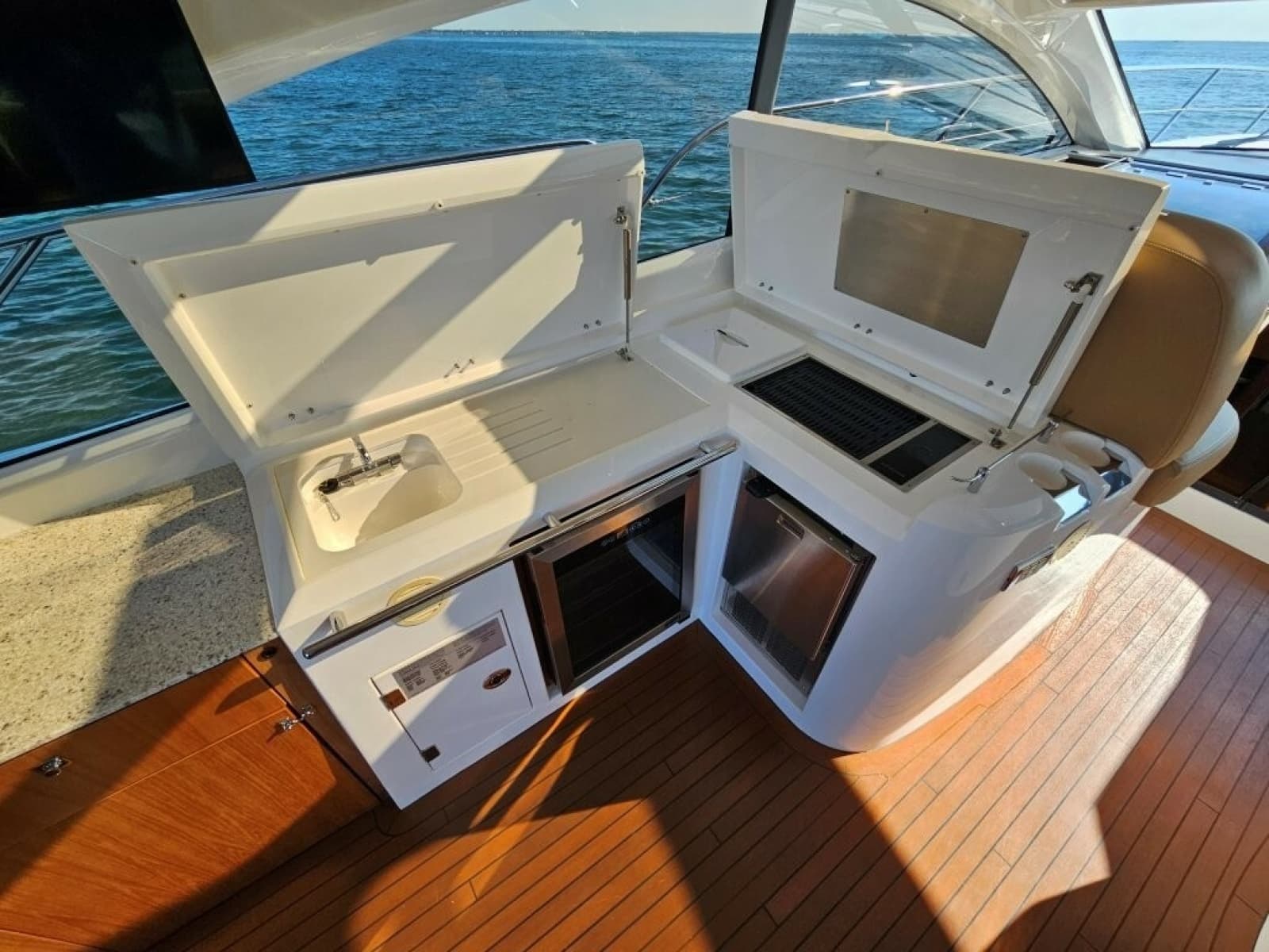 2014 Sunseeker 60 Predator - Photo 27