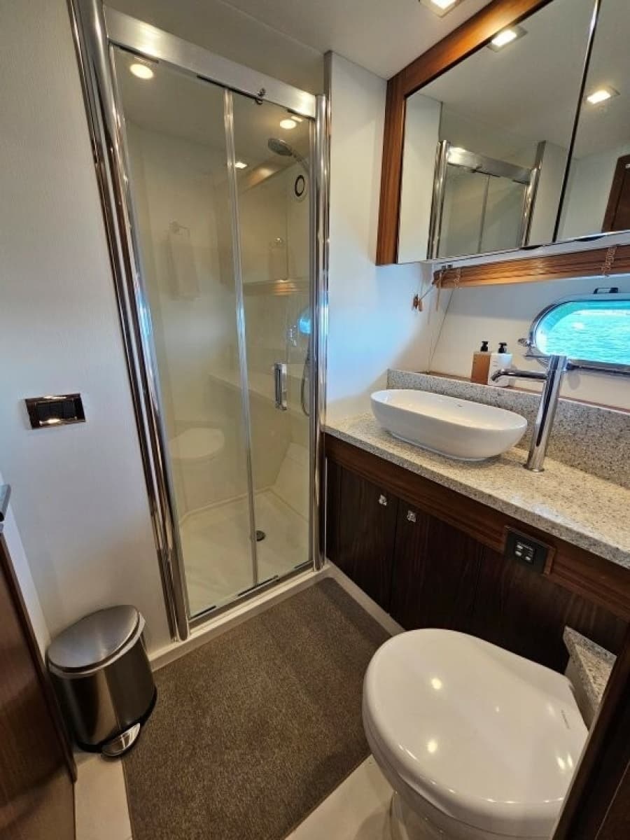 2014 Sunseeker 60 Predator - Photo 37