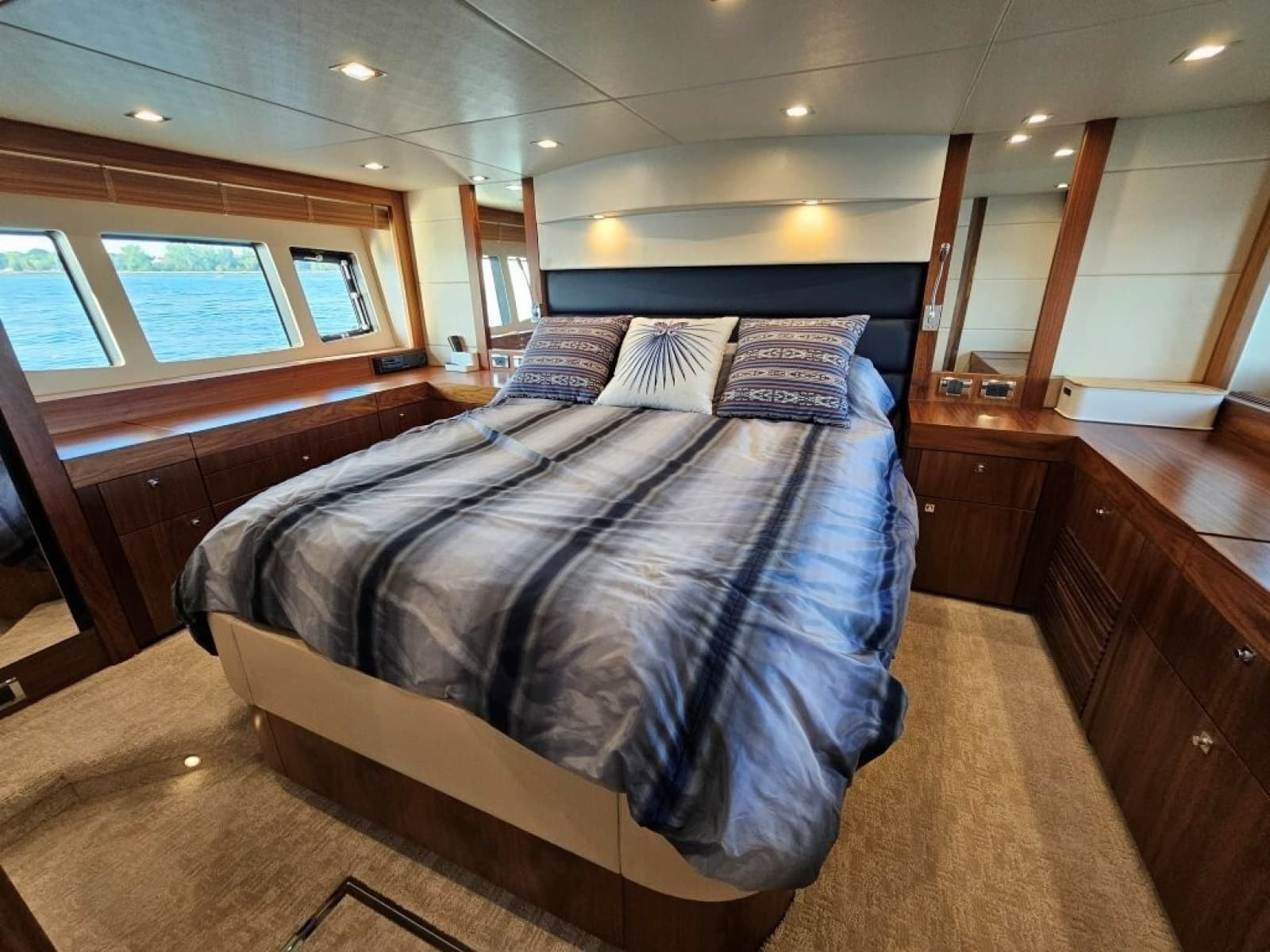 2014 Sunseeker 60 Predator - Photo 45