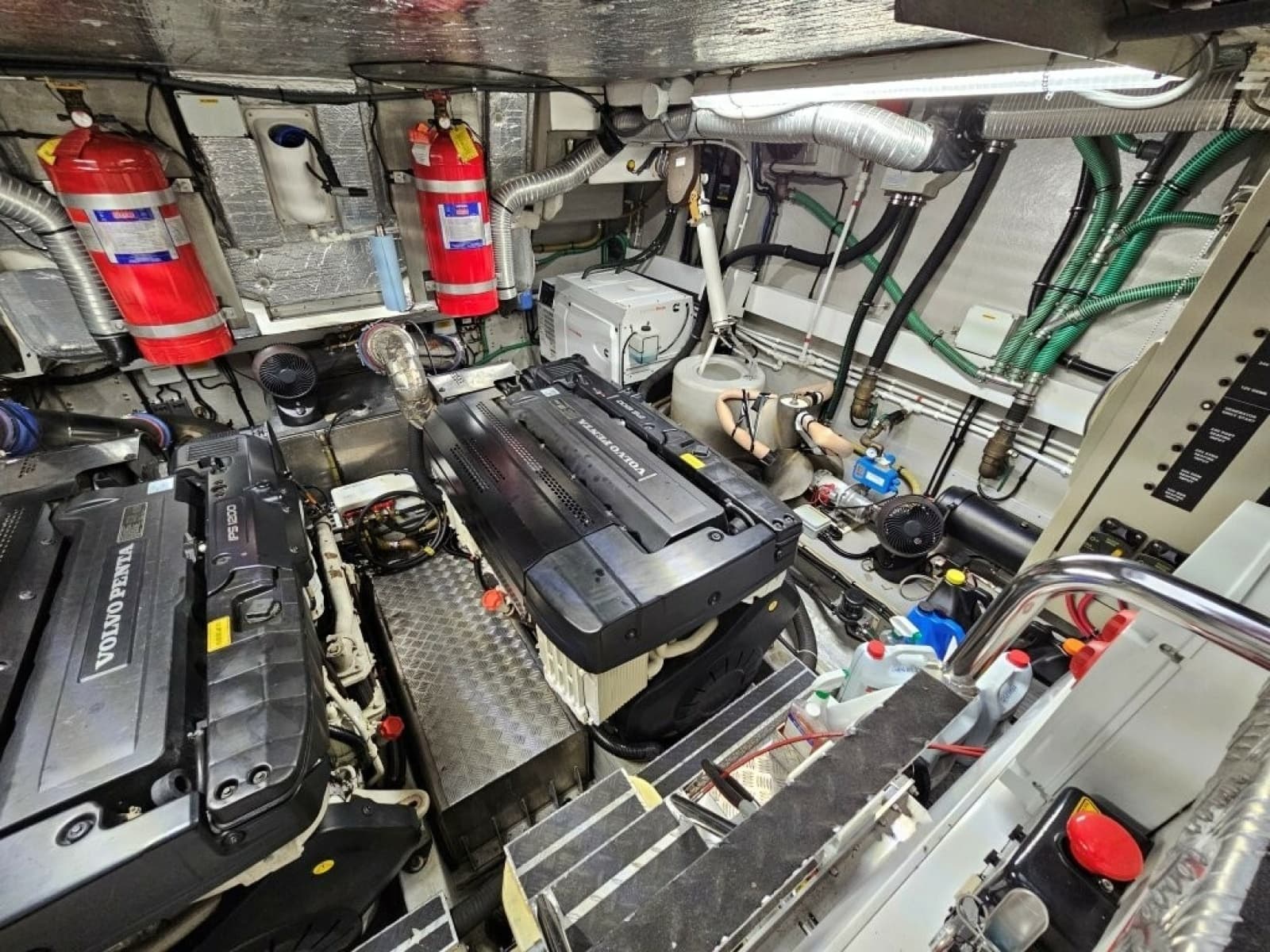 2014 Sunseeker 60 Predator - Photo 53