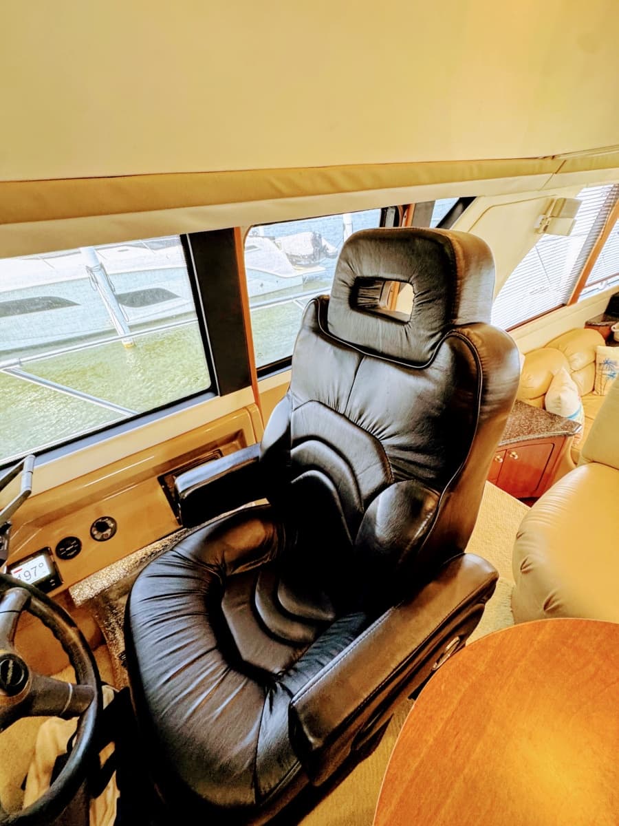 1999 Carver 450 Voyager Pilothouse - Photo 43