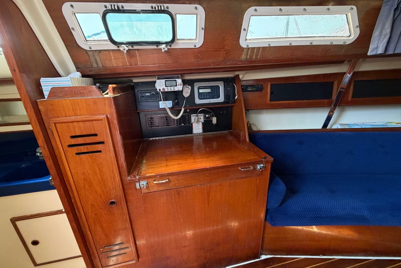 1986 Pearson 33 - Photo 6