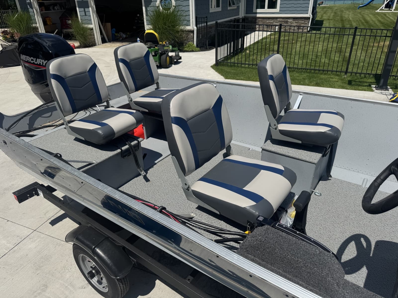 2025 Lund SSV-18 - Photo 6