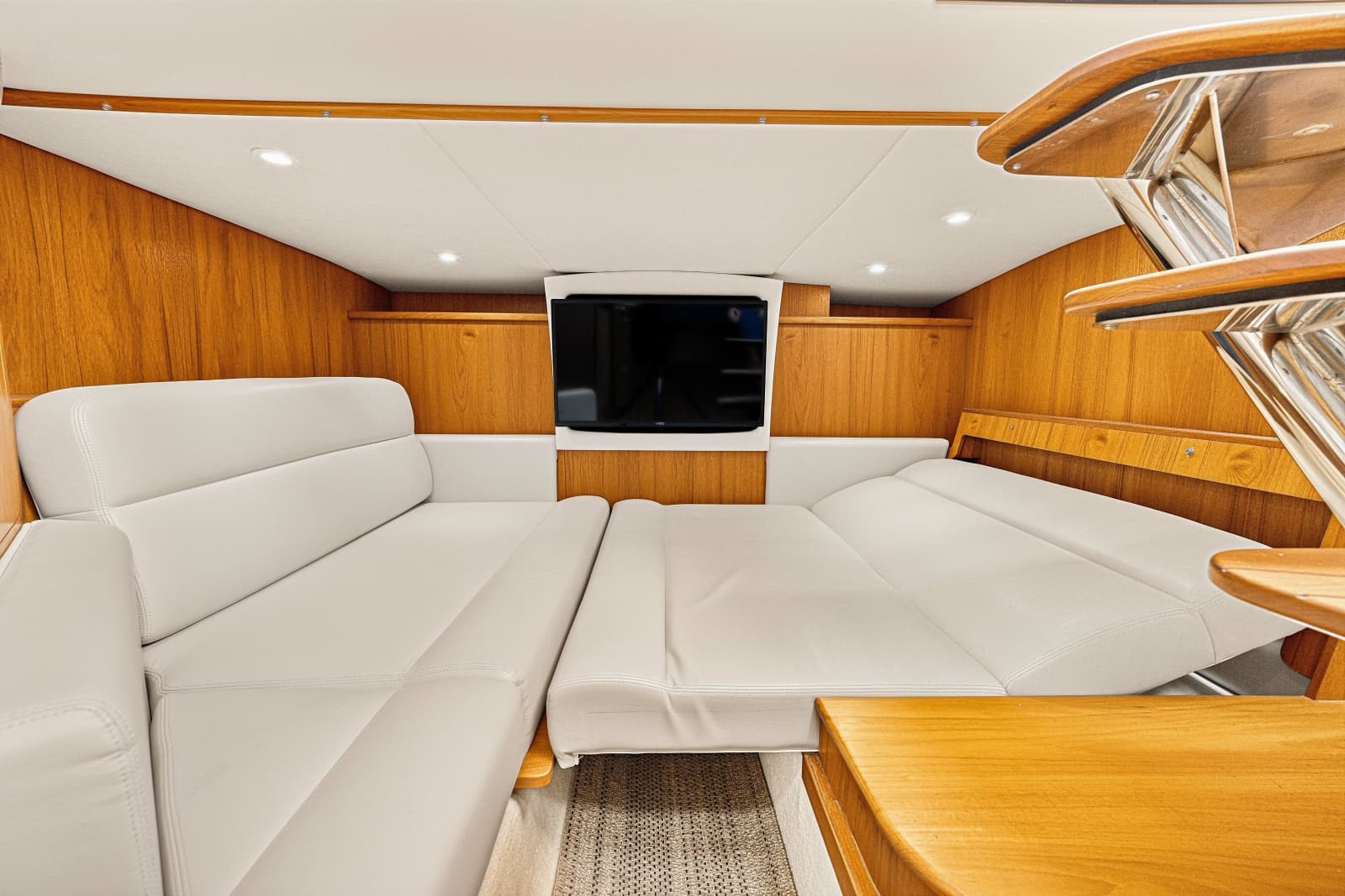 2011 Tiara Yachts 3500 Sivran LE - Photo 77