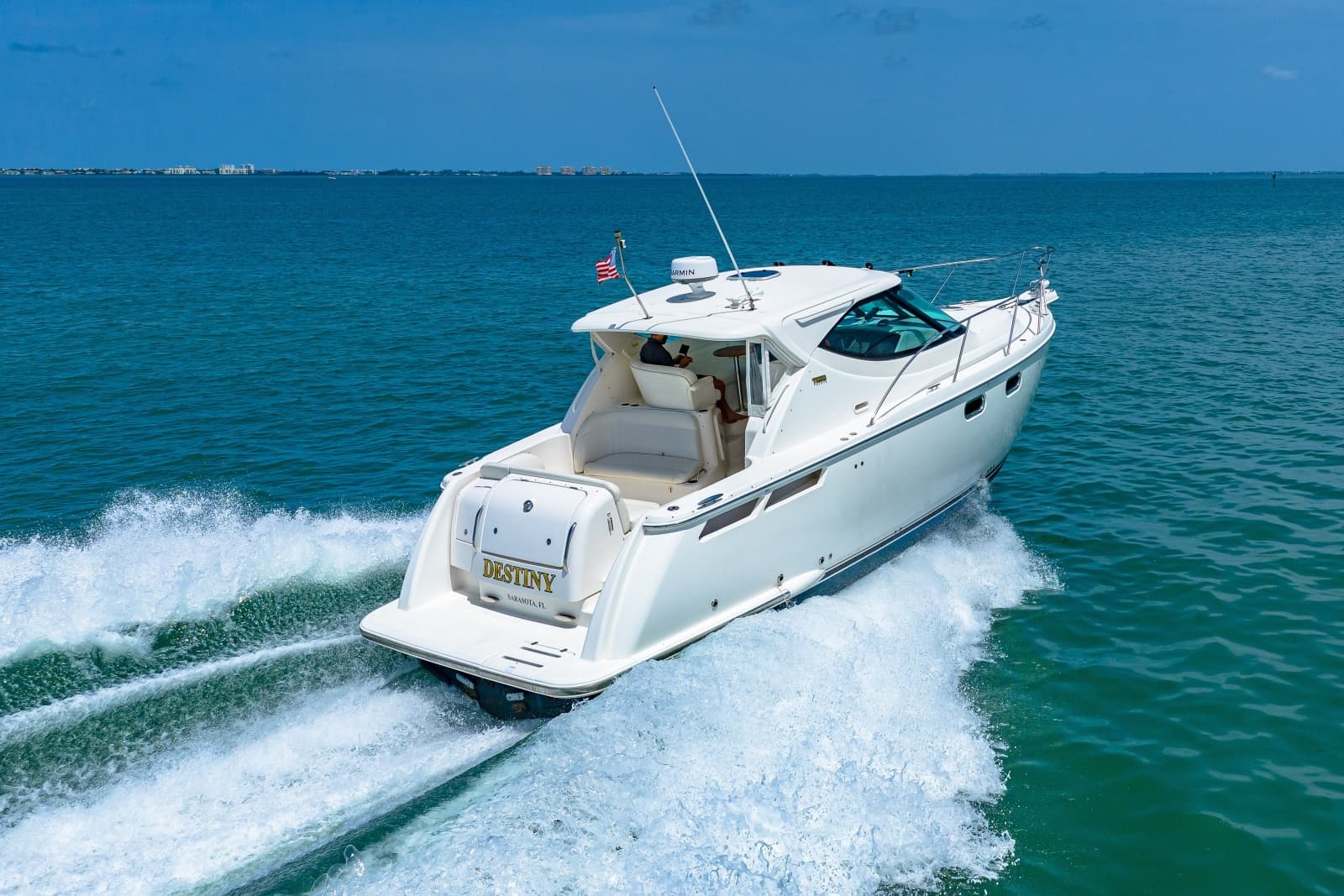 2011 Tiara Yachts 3500 Sivran LE - Photo 24