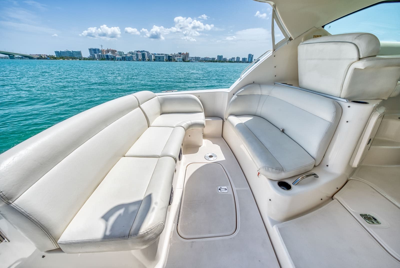 2011 Tiara Yachts 3500 Sivran LE - Photo 51