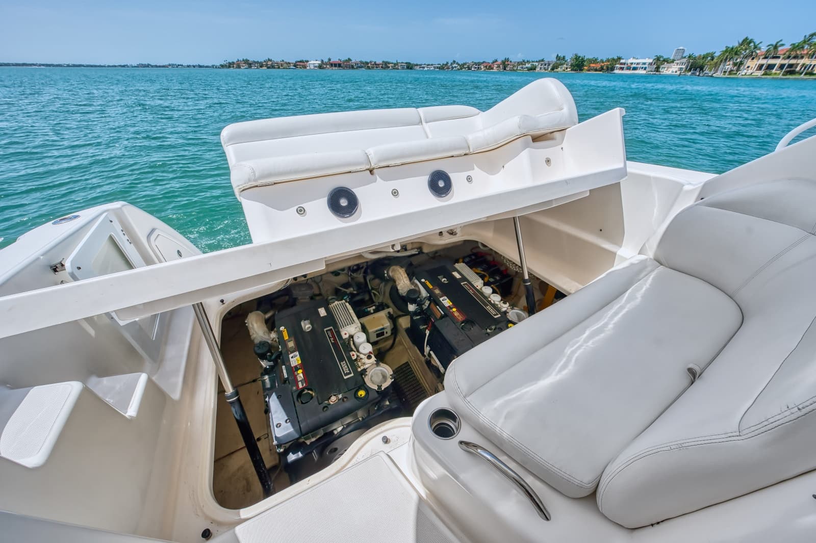 2011 Tiara Yachts 3500 Sivran LE - Photo 79