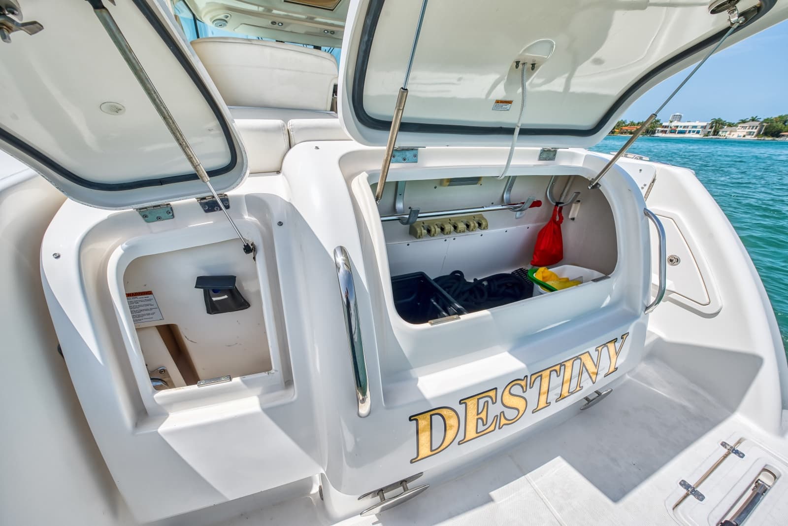 2011 Tiara Yachts 3500 Sivran LE - Photo 43