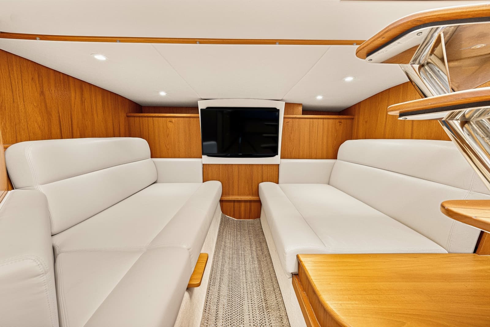 2011 Tiara Yachts 3500 Sivran LE - Photo 76